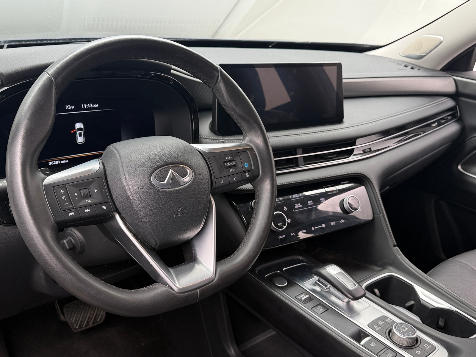 Thumbnail: 2023 INFINITI QX60 - 4