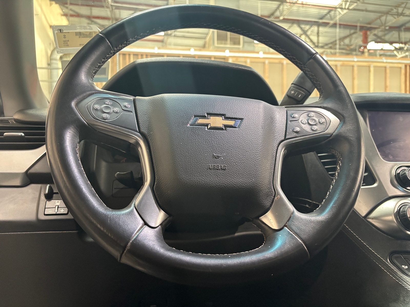 Thumbnail: 2017 Chevrolet Tahoe - 4