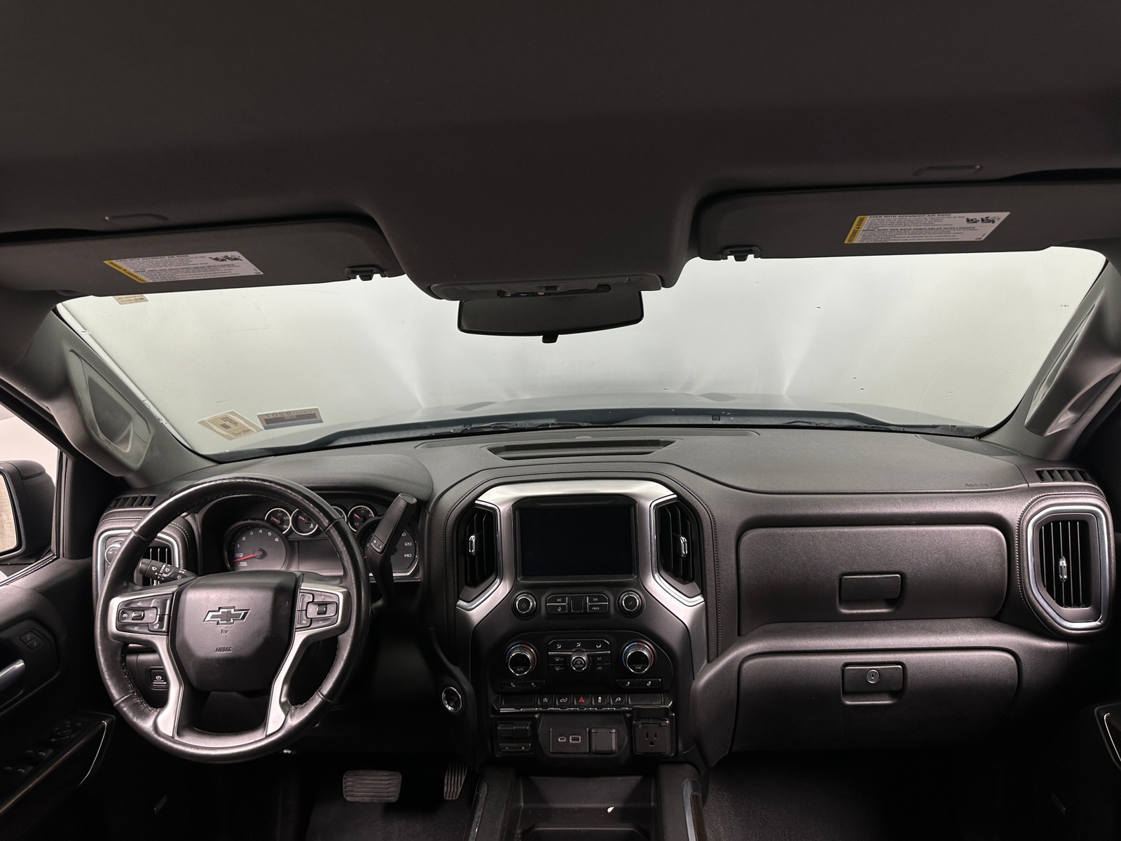 Thumbnail: 2020 Chevrolet Silverado 1500 - 3