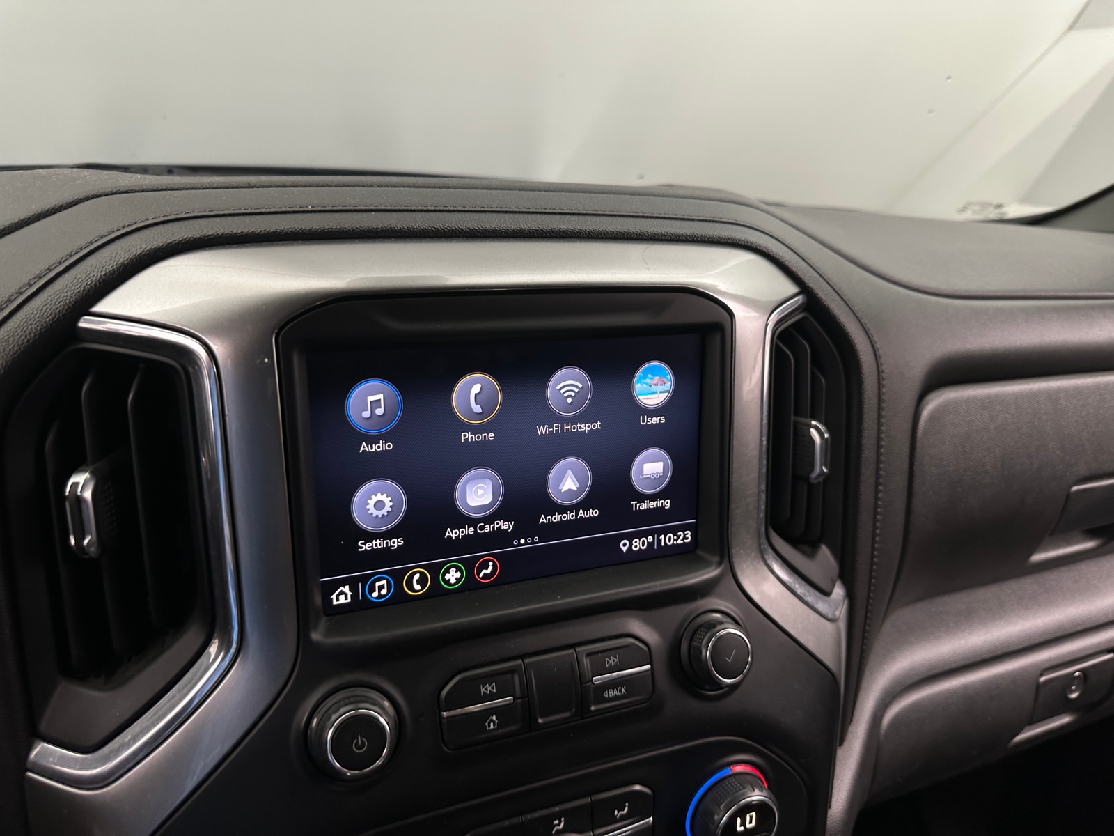 Thumbnail: 2020 Chevrolet Silverado 1500 - 4