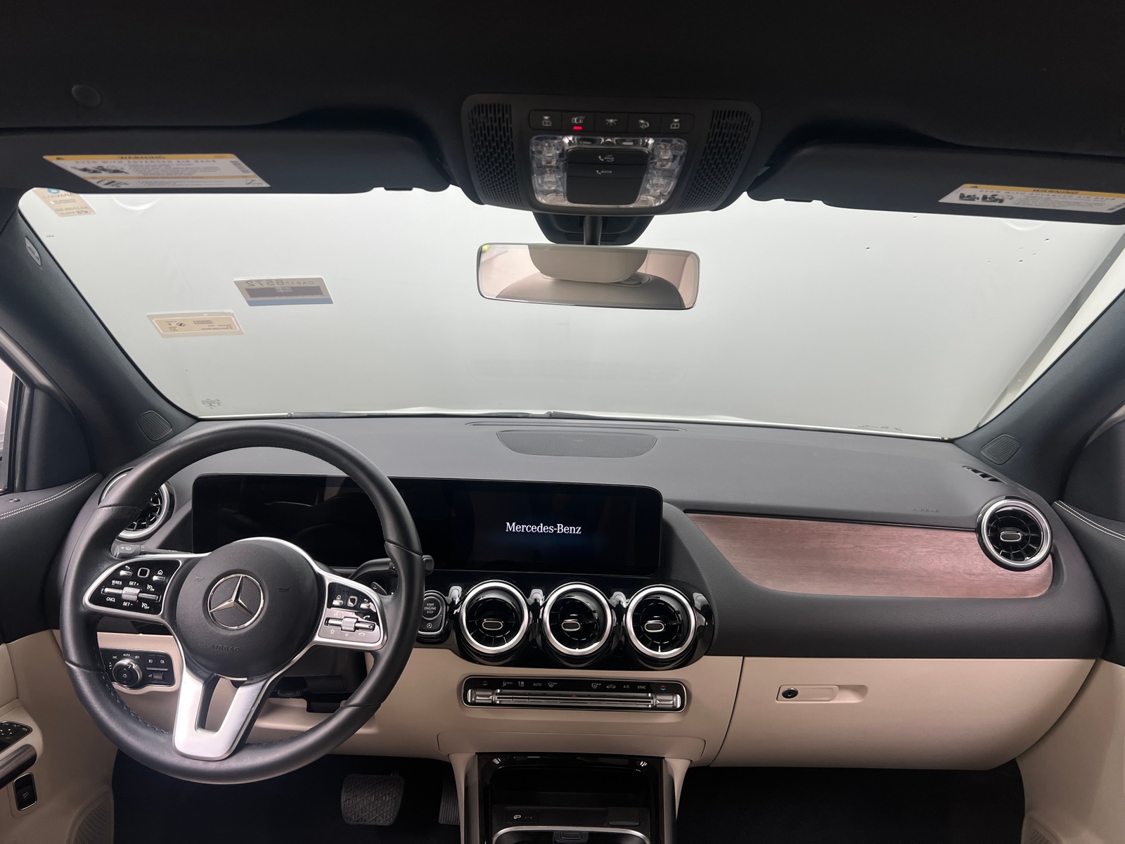 Thumbnail: 2022 Mercedes-Benz GLA - 2