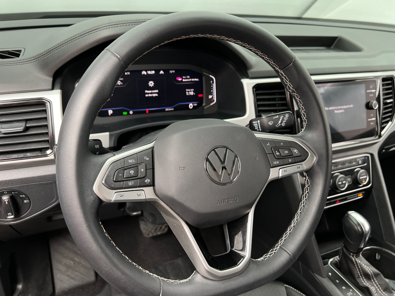 Thumbnail: 2023 Volkswagen Atlas - 4