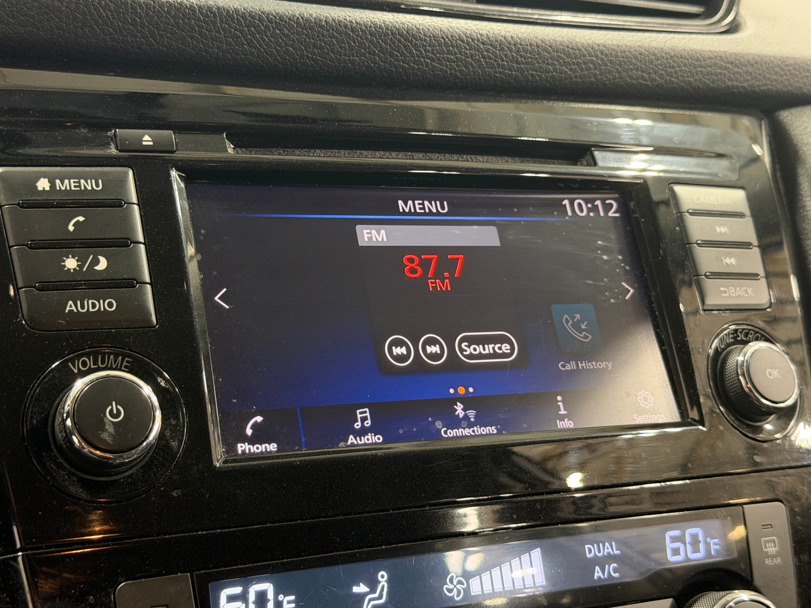 Thumbnail: 2018 Nissan Rogue - 4