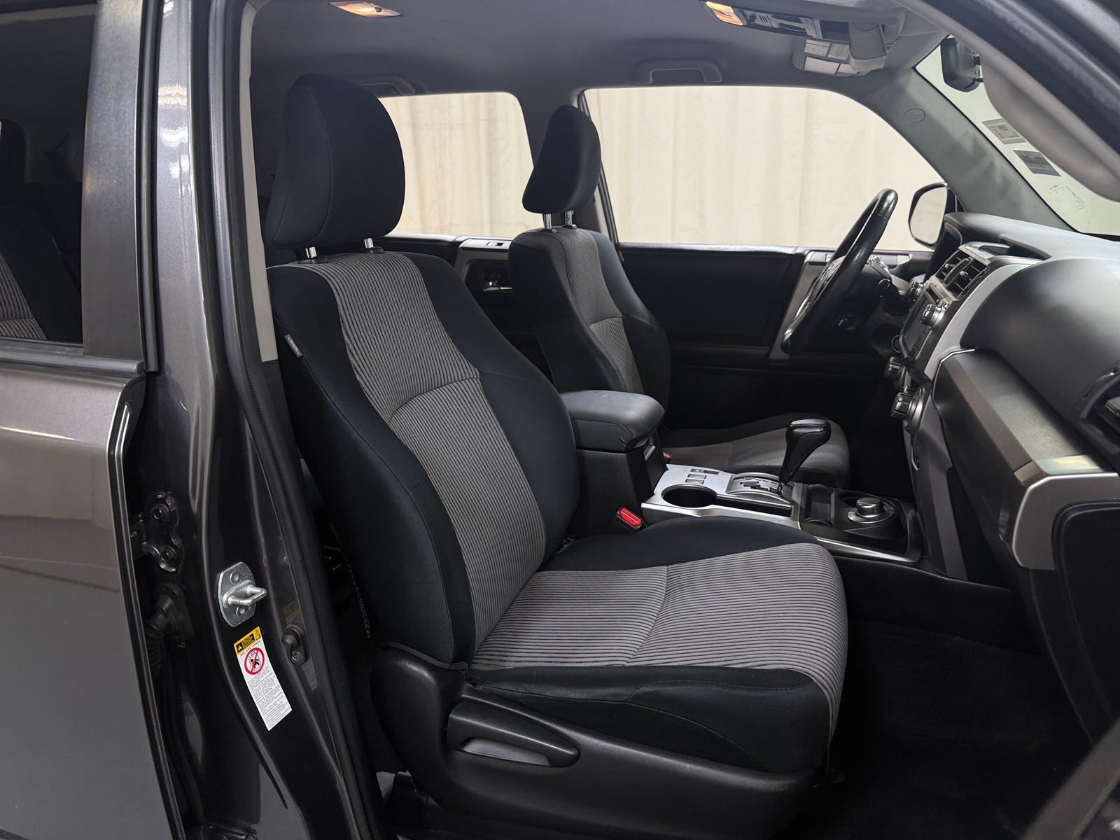 Thumbnail: 2016 Toyota 4Runner - 2