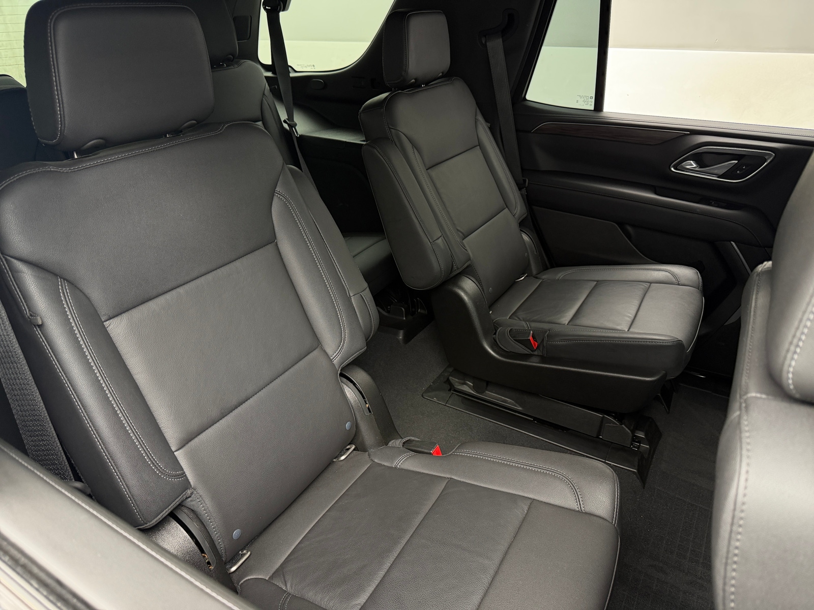 Thumbnail: 2021 Chevrolet Tahoe - 5