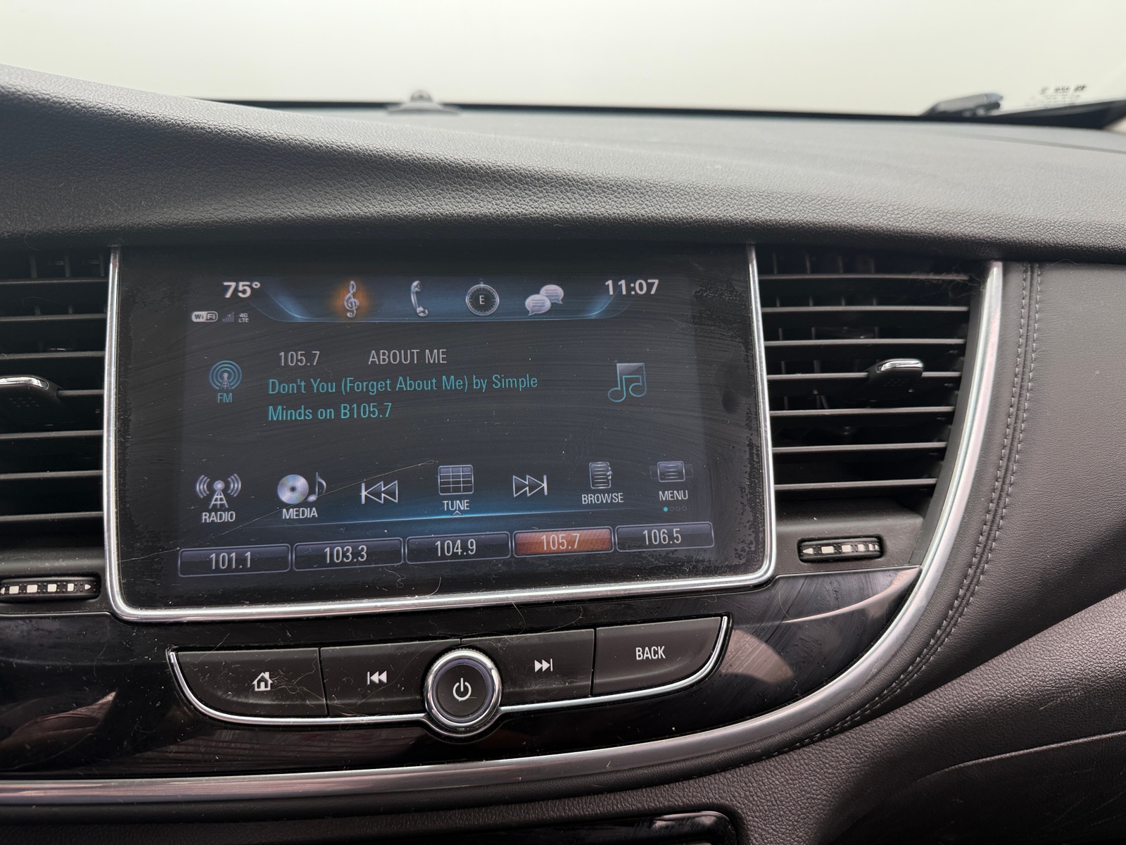 Thumbnail: 2020 Buick Encore - 3