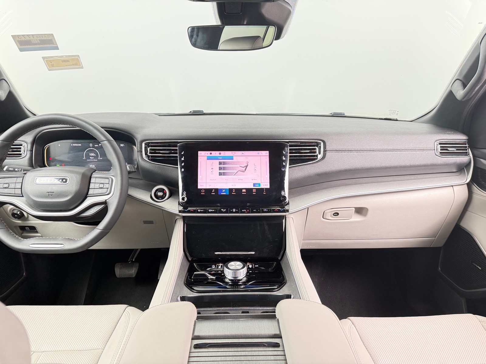 Thumbnail: 2025 Jeep Wagoneer - 2