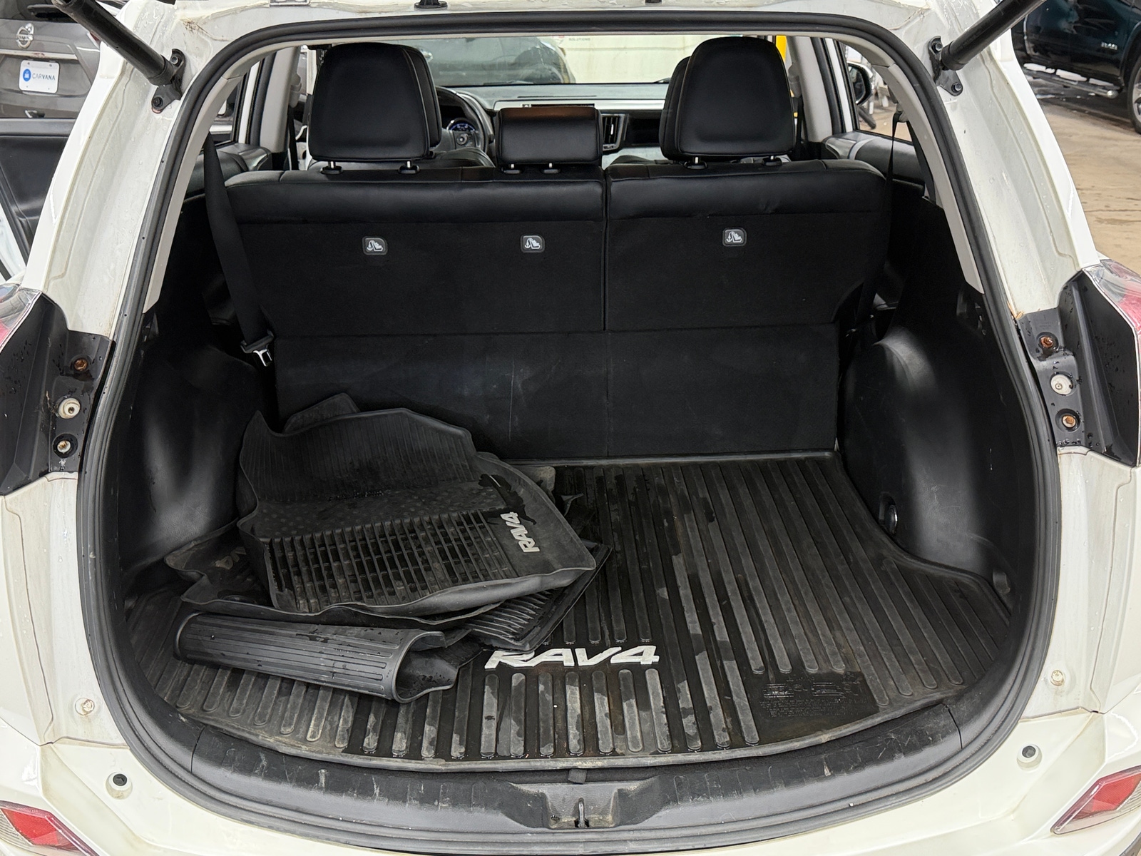 Thumbnail: 2017 Toyota RAV4 - 6