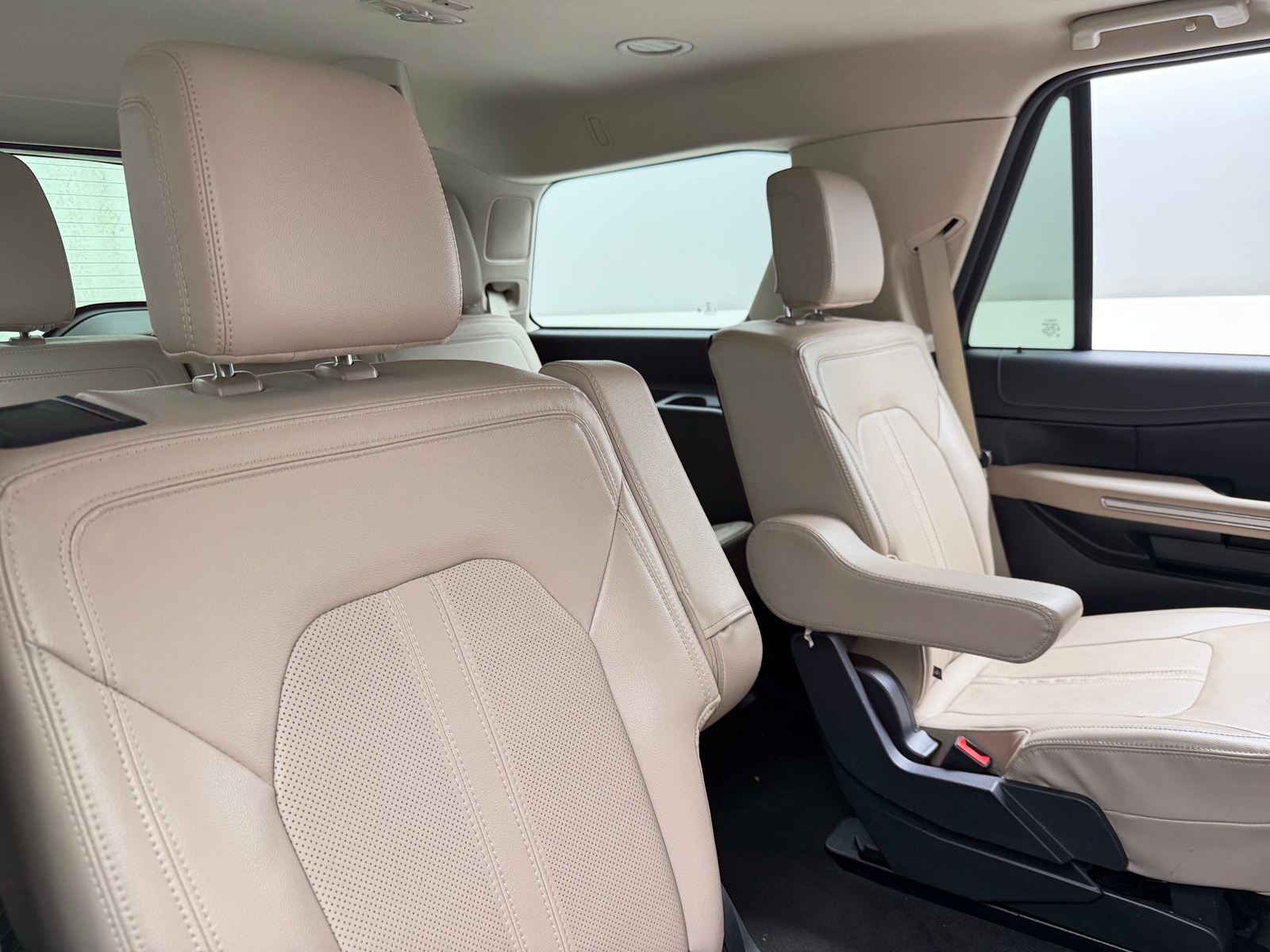 Thumbnail: 2022 Ford Expedition - 5
