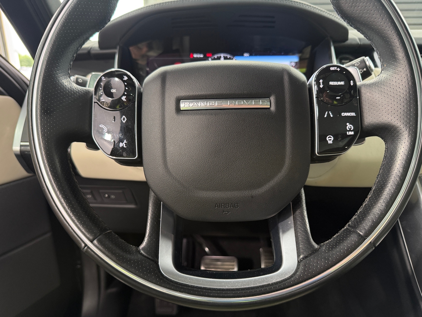 Thumbnail: 2021 Land Rover Range Rover Sport - 4