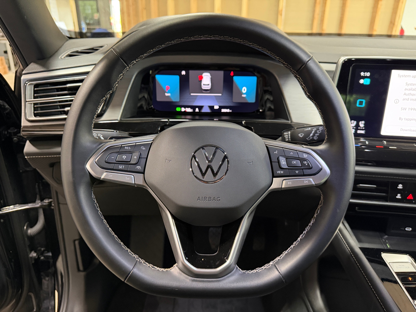 Thumbnail: 2025 Volkswagen Atlas - 4