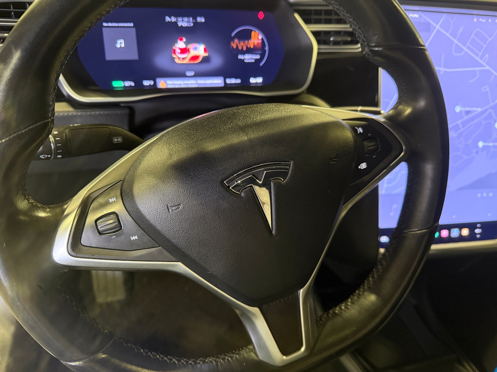 Thumbnail: 2015 Tesla Model S - 5