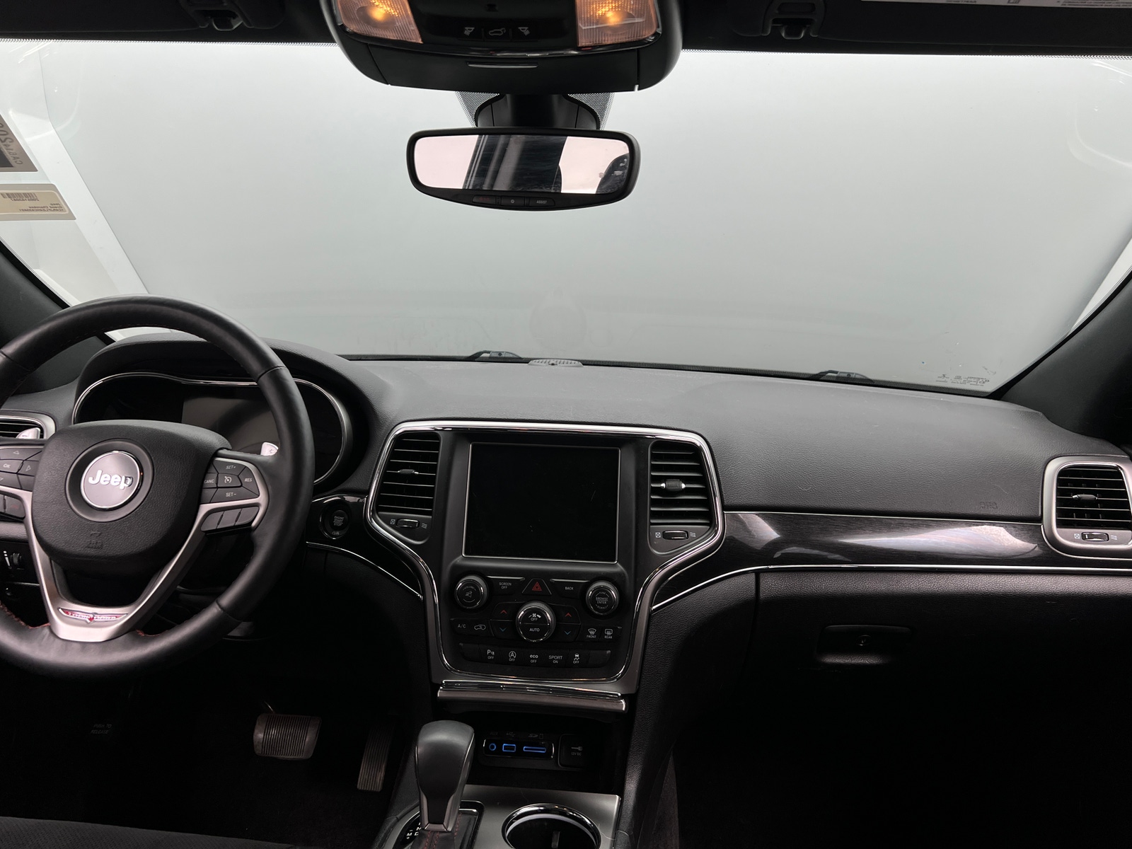 Thumbnail: 2017 Jeep Grand Cherokee - 2