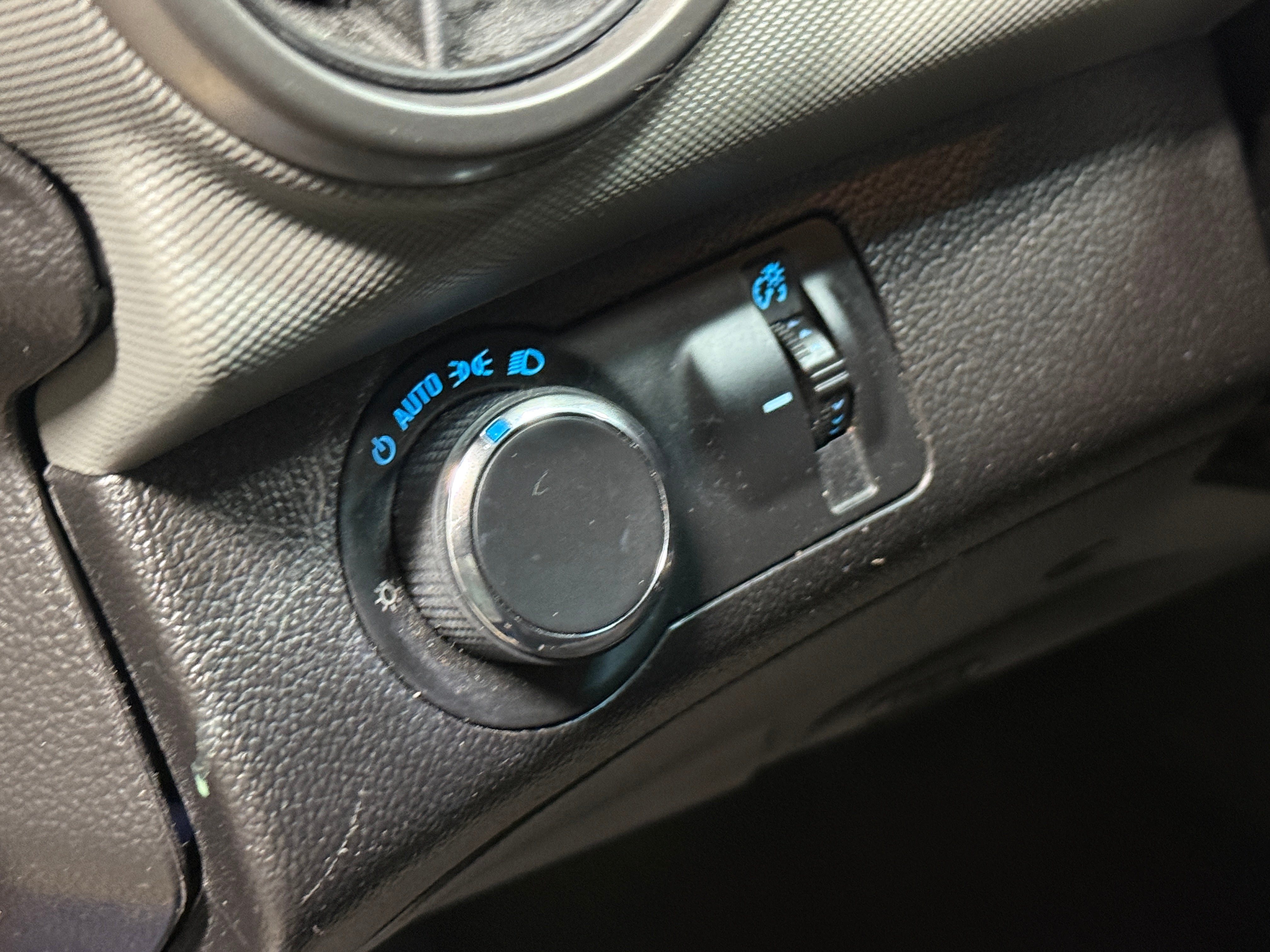 Used 2014 Chevrolet Sonic LT with VIN 1G1JC6SG3E4177353 for sale in Pewaukee, WI