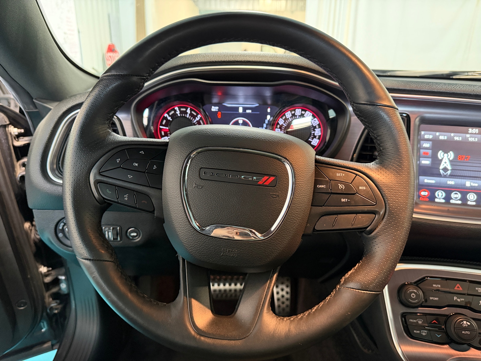 Thumbnail: 2018 Dodge Challenger - 3
