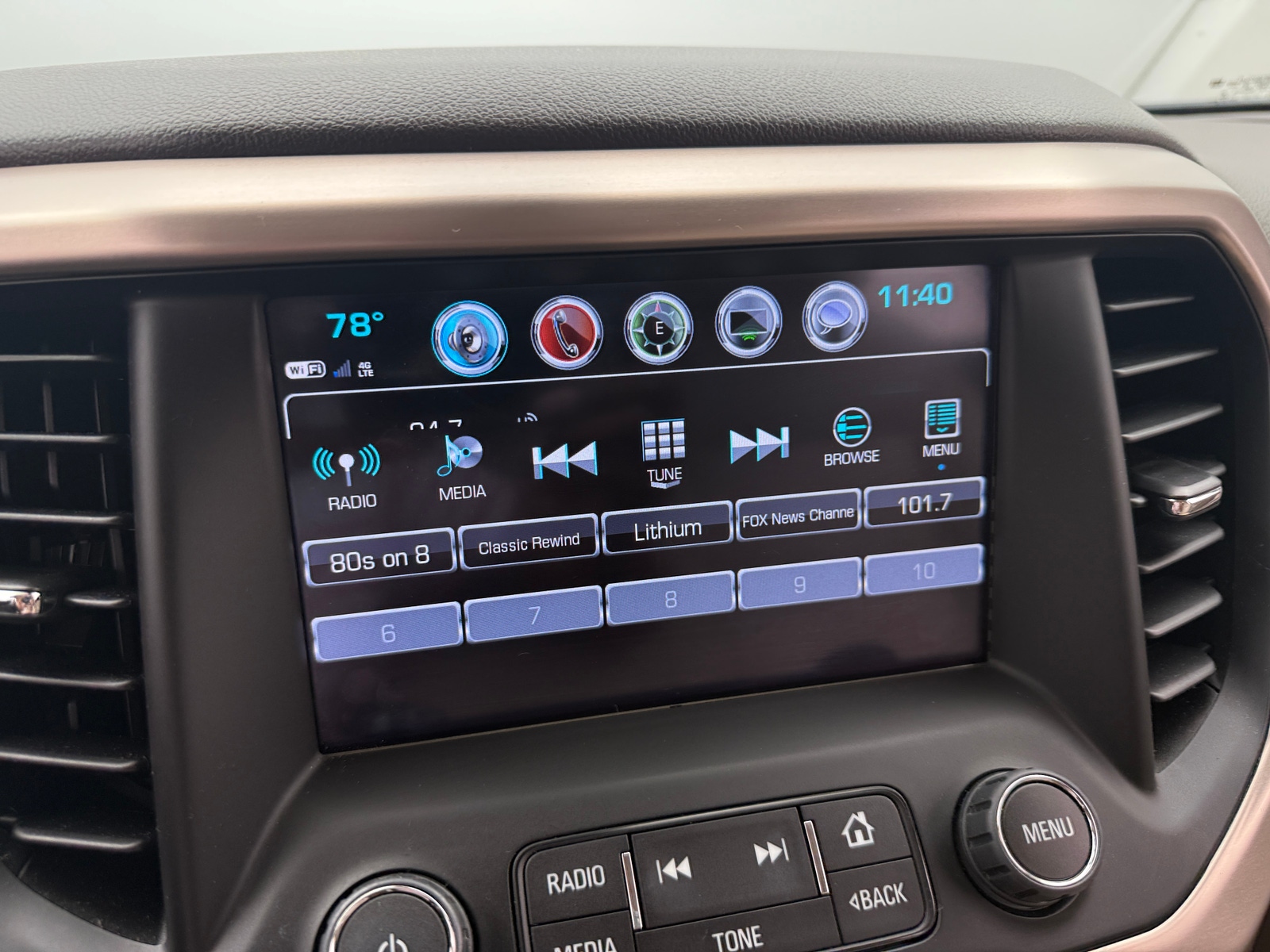 Thumbnail: 2018 GMC Acadia - 3
