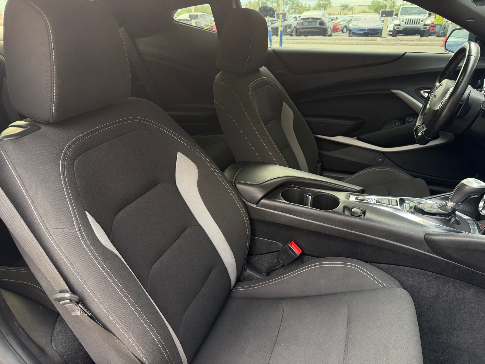 Thumbnail: 2019 Chevrolet Camaro - 2