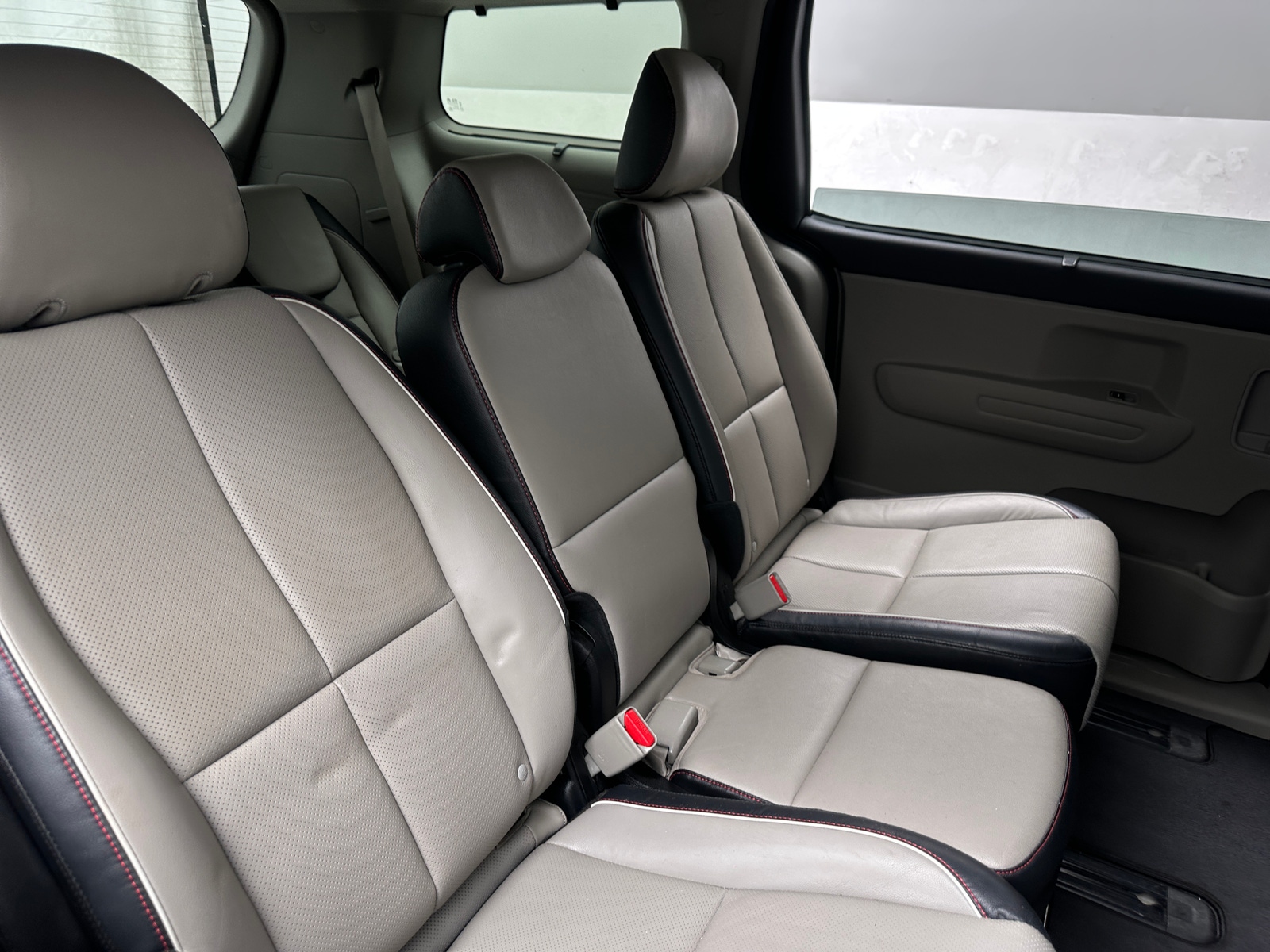 Thumbnail: 2019 Kia Sedona - 5
