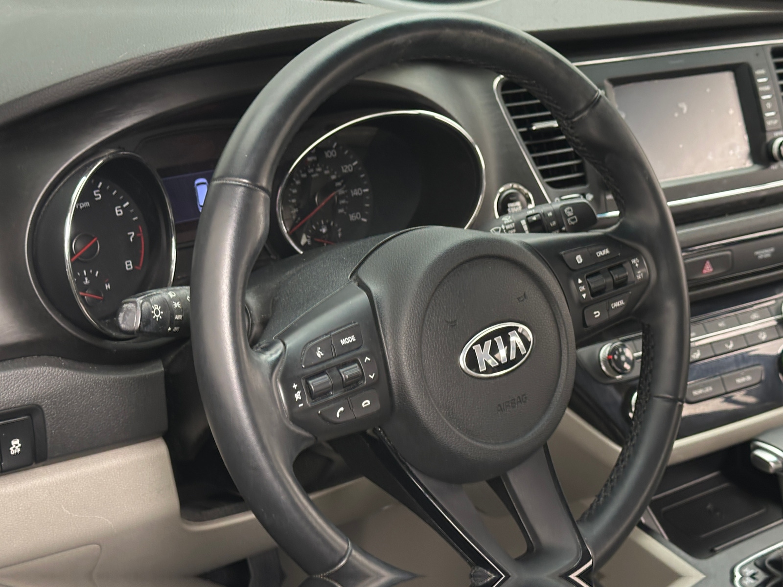 Thumbnail: 2019 Kia Sedona - 4