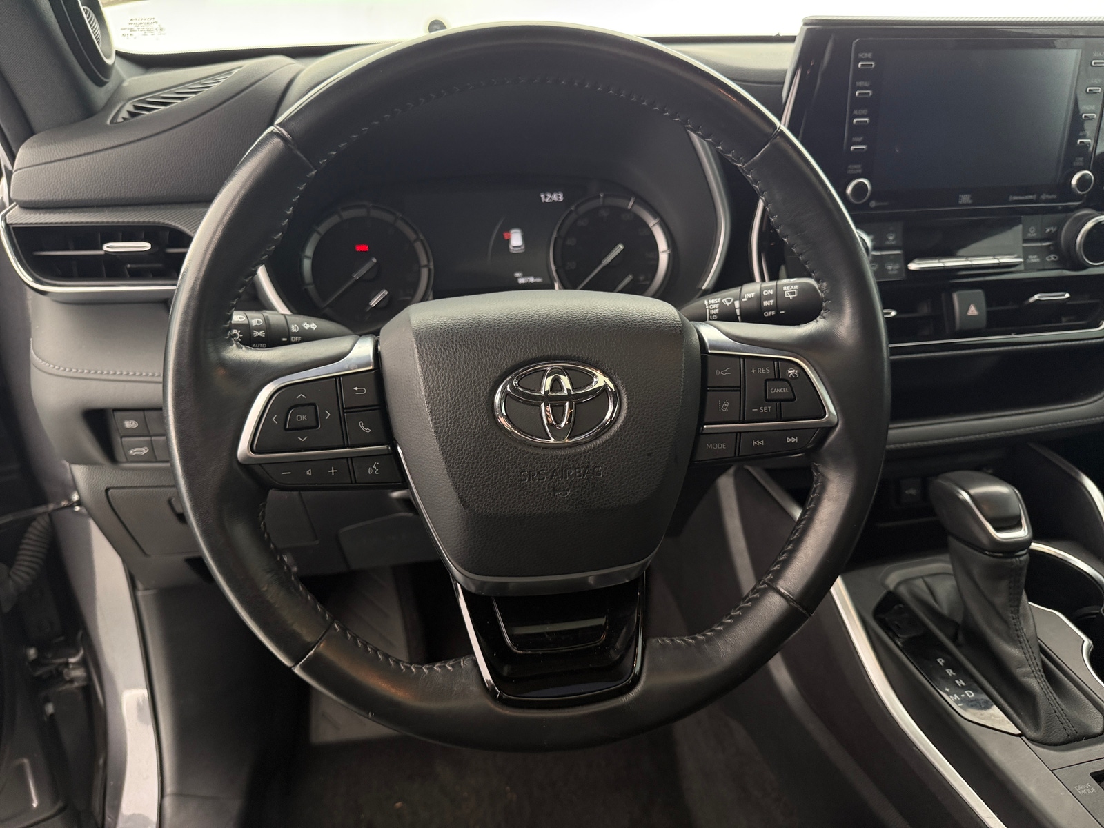 Thumbnail: 2021 Toyota Highlander - 4