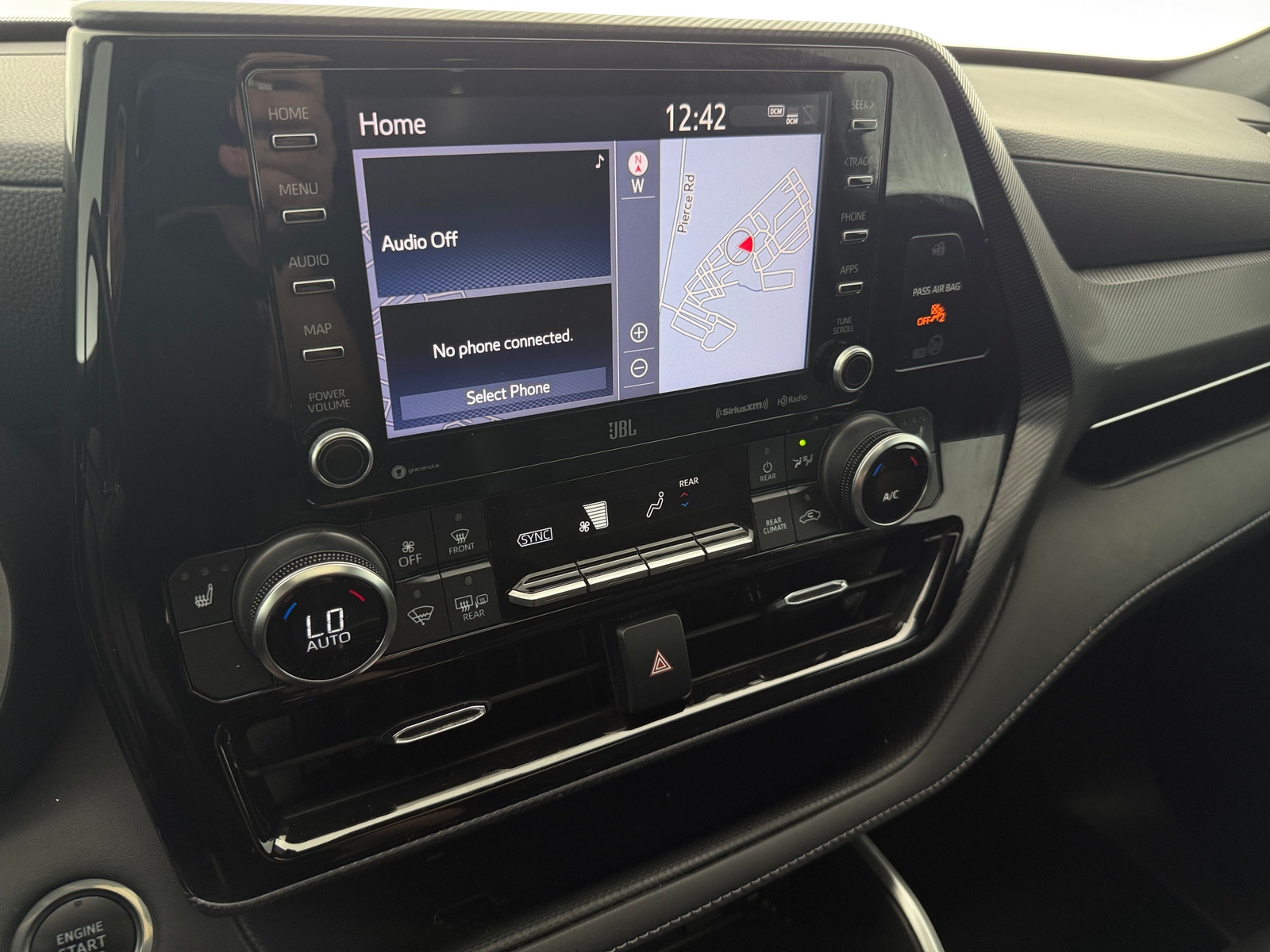 Thumbnail: 2021 Toyota Highlander - 3