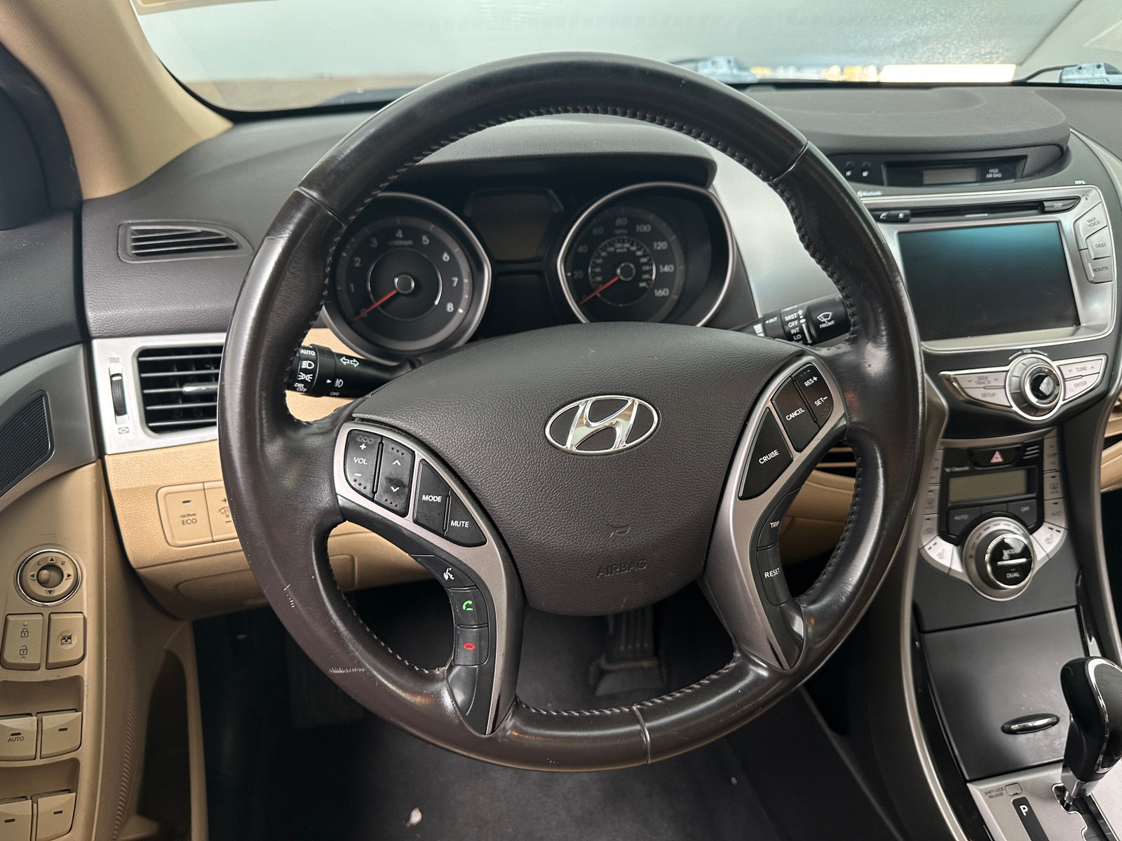 Thumbnail: 2013 Hyundai Elantra - 4