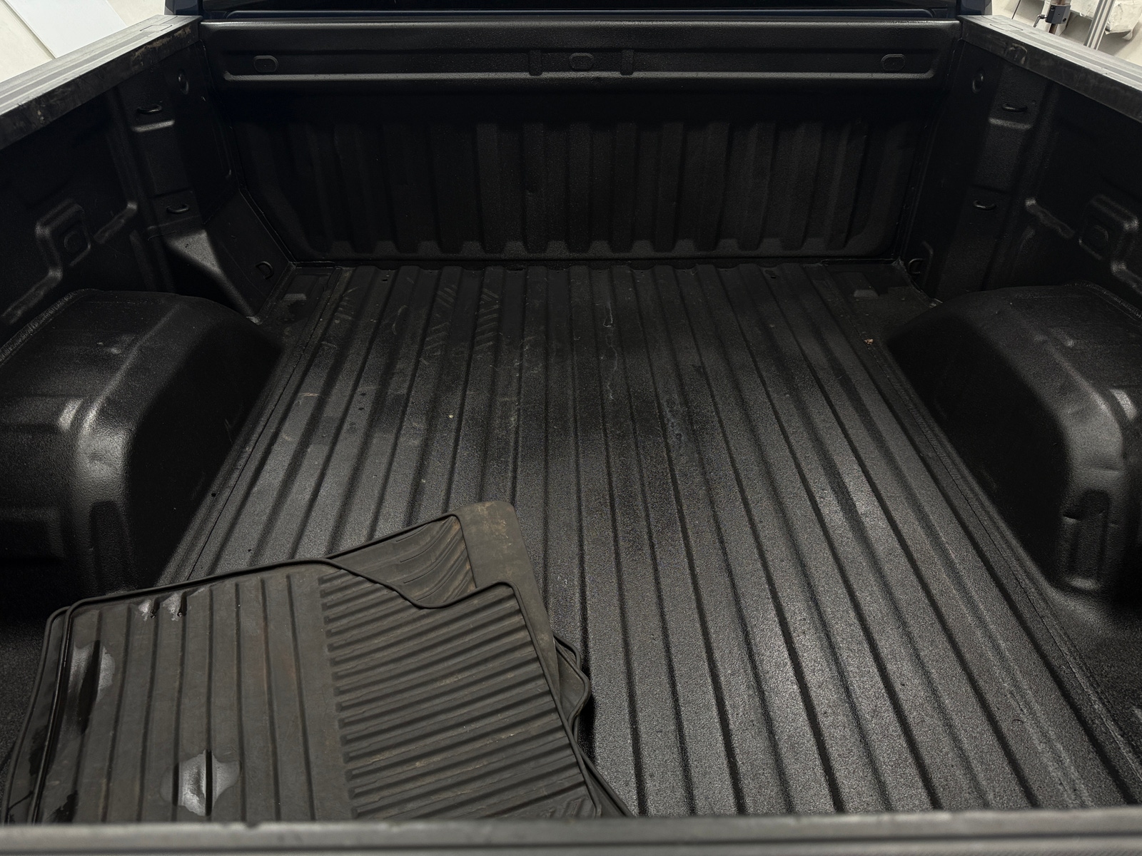 Thumbnail: 2023 Chevrolet Silverado 1500 - 7