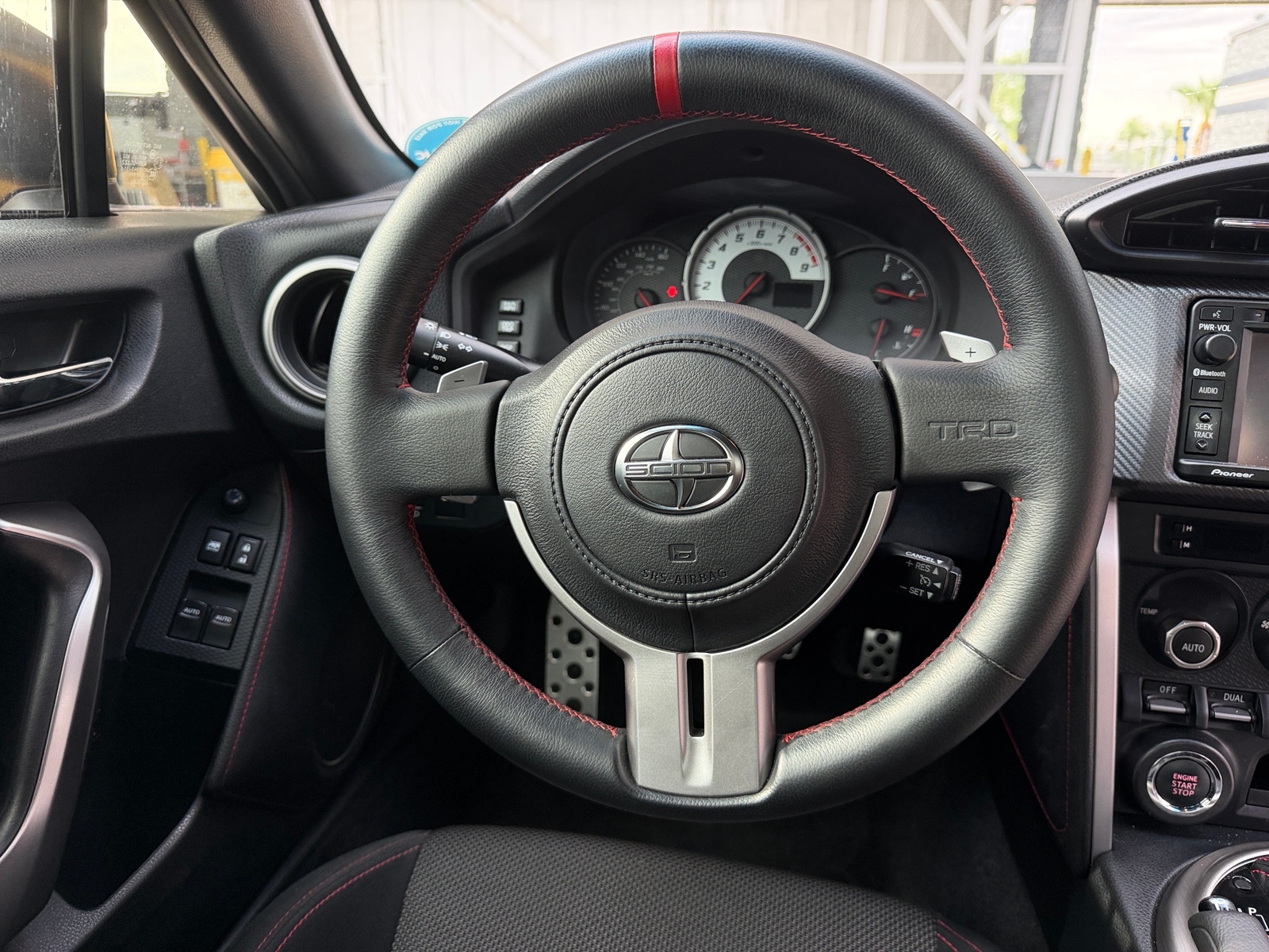 Thumbnail: 2015 Scion FR-S - 4