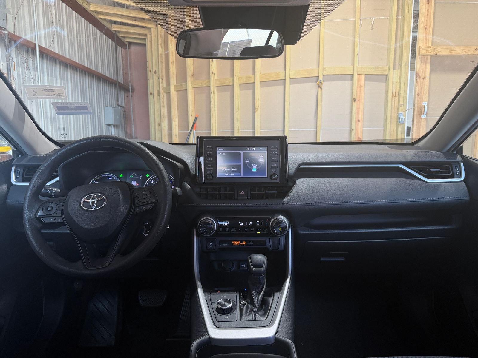 Thumbnail: 2019 Toyota RAV4 - 3