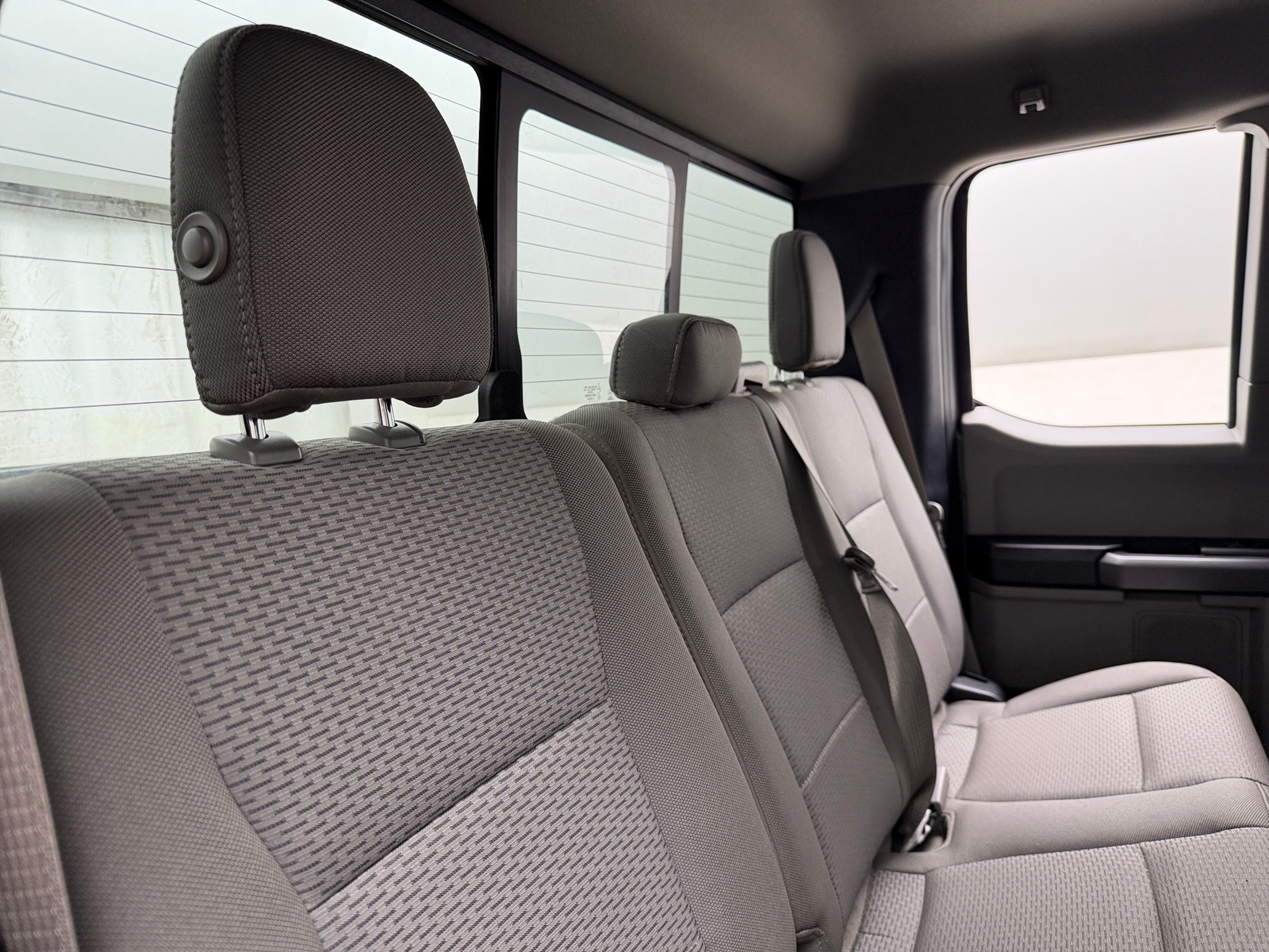 Thumbnail: 2019 Ford Econoline - 6