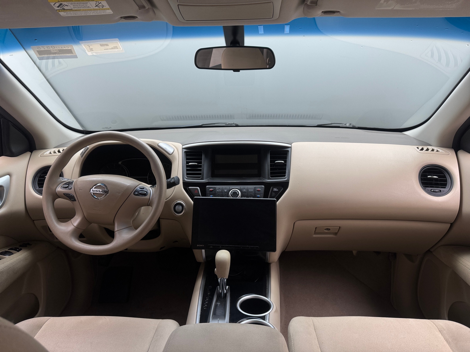 Thumbnail: 2015 Nissan Pathfinder - 3