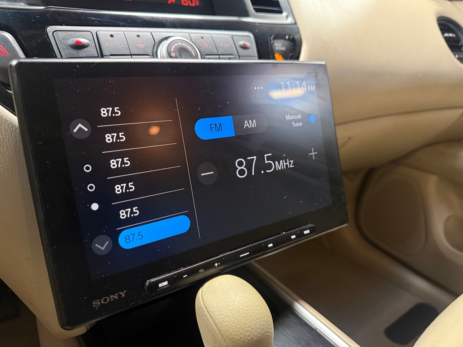 Thumbnail: 2015 Nissan Pathfinder - 4