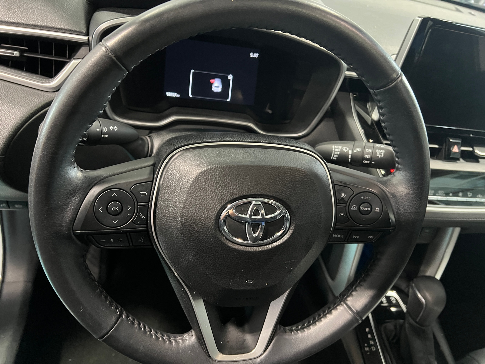 Thumbnail: 2023 Toyota Corolla Cross - 4