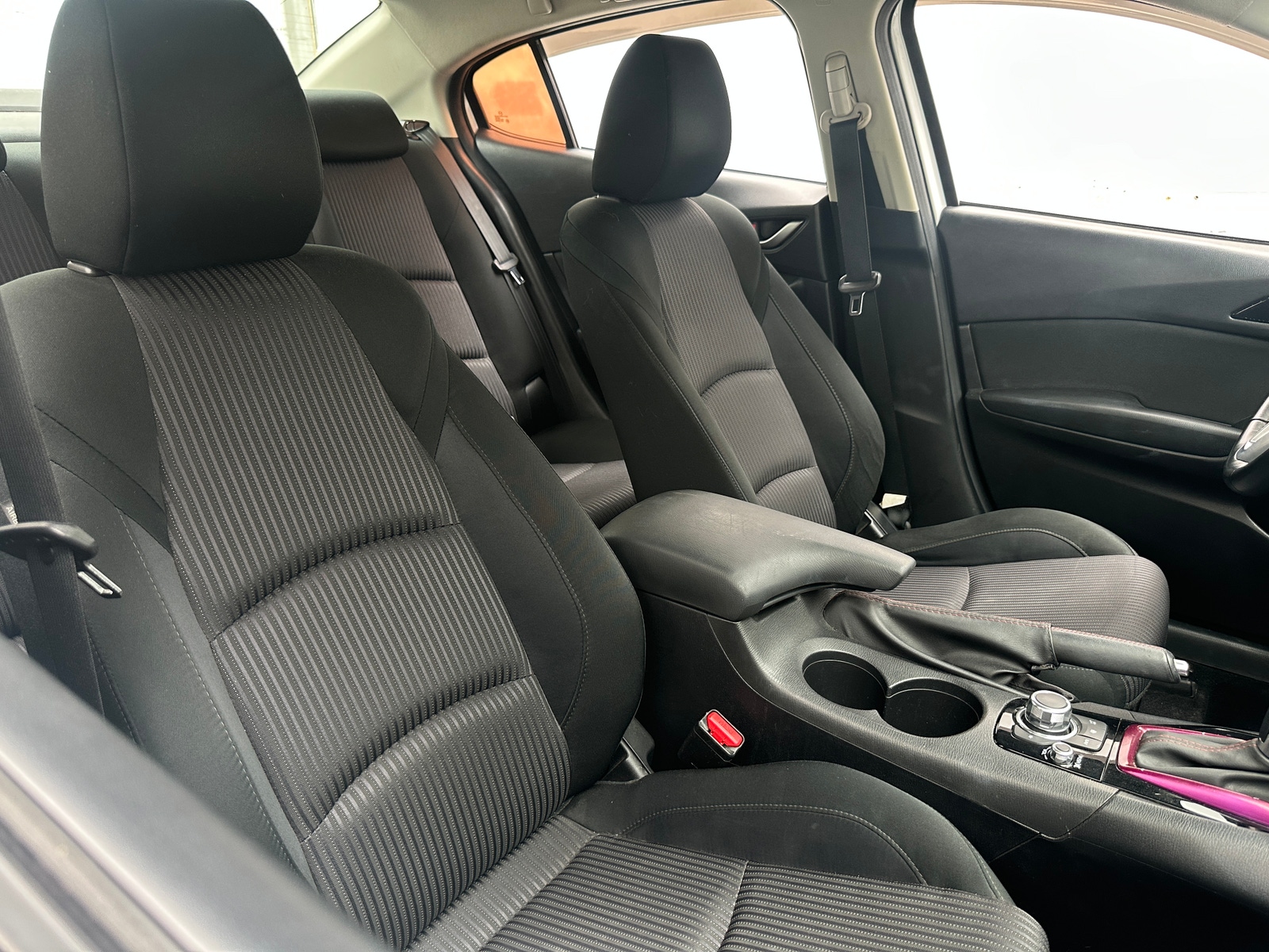 Thumbnail: 2015 Mazda Mazda3 - 2