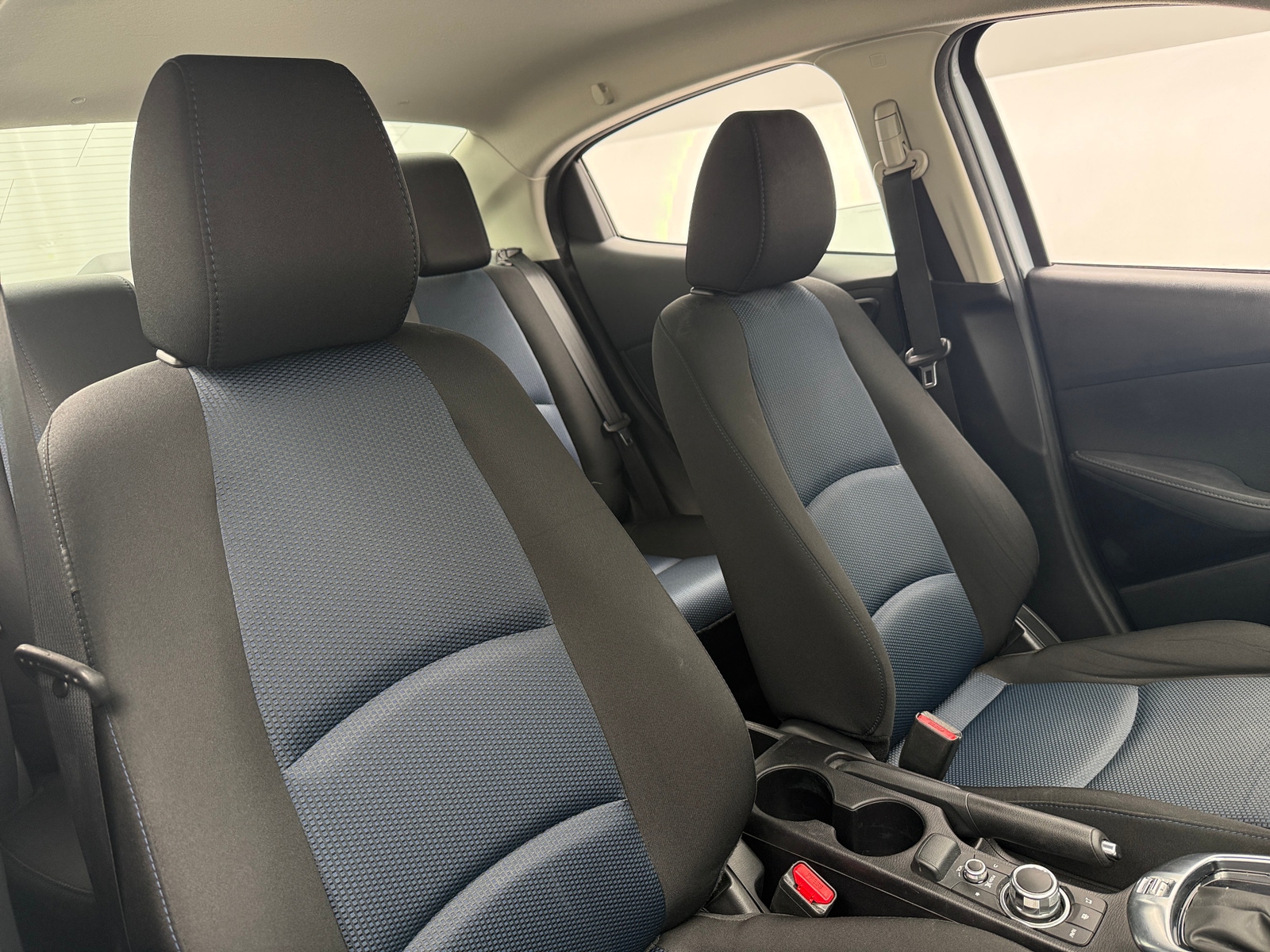 Thumbnail: 2018 Toyota Yaris iA - 2