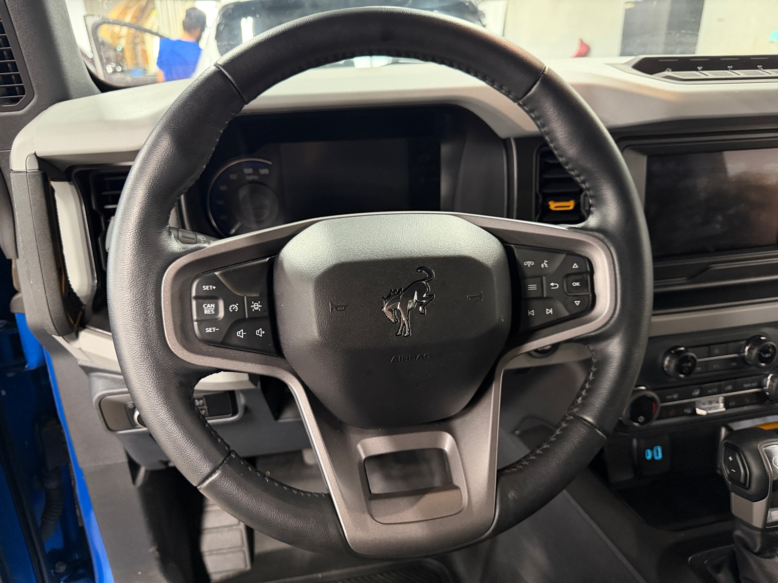 Thumbnail: 2023 Ford Bronco - 5