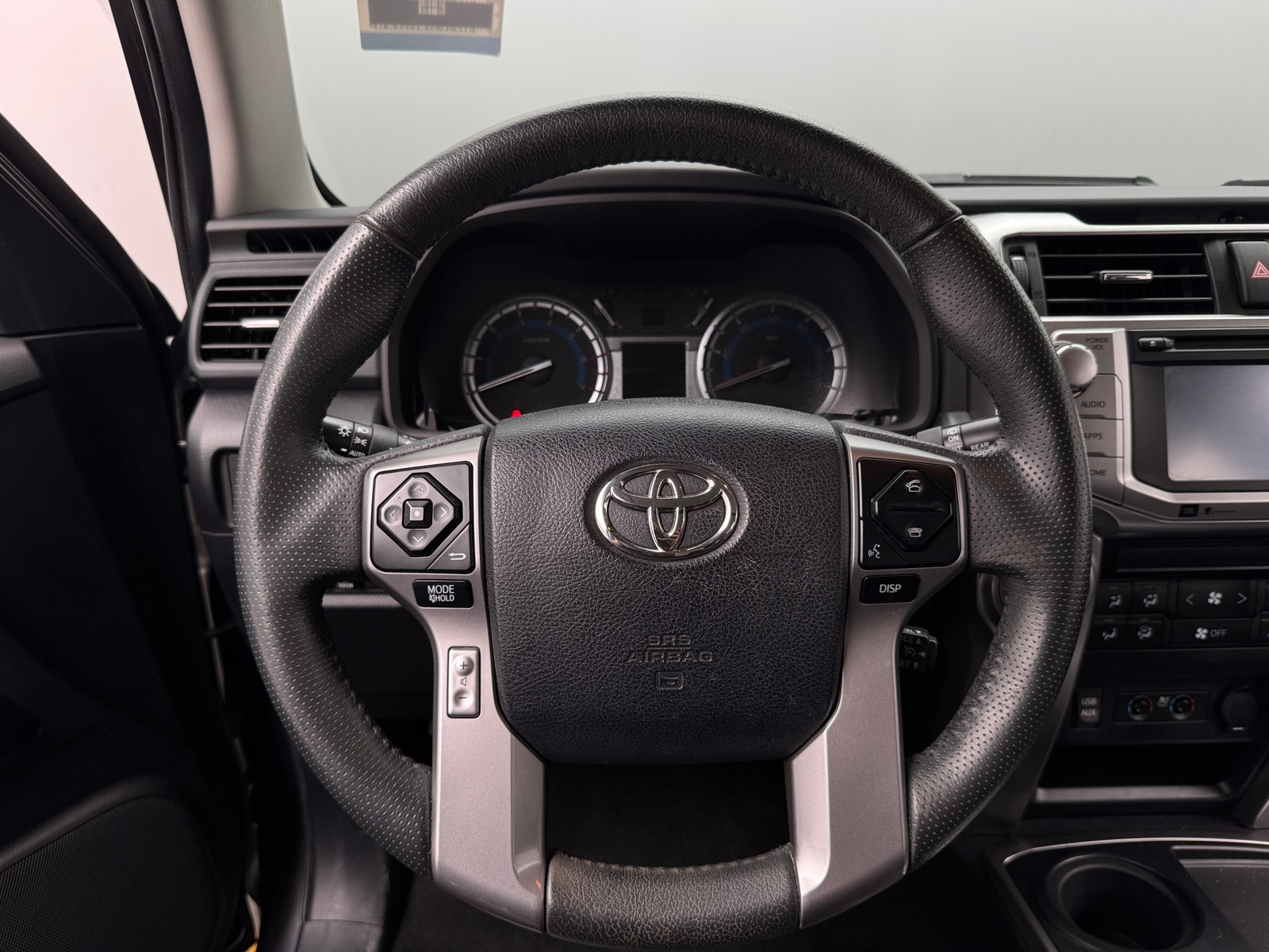Thumbnail: 2017 Toyota 4Runner - 5