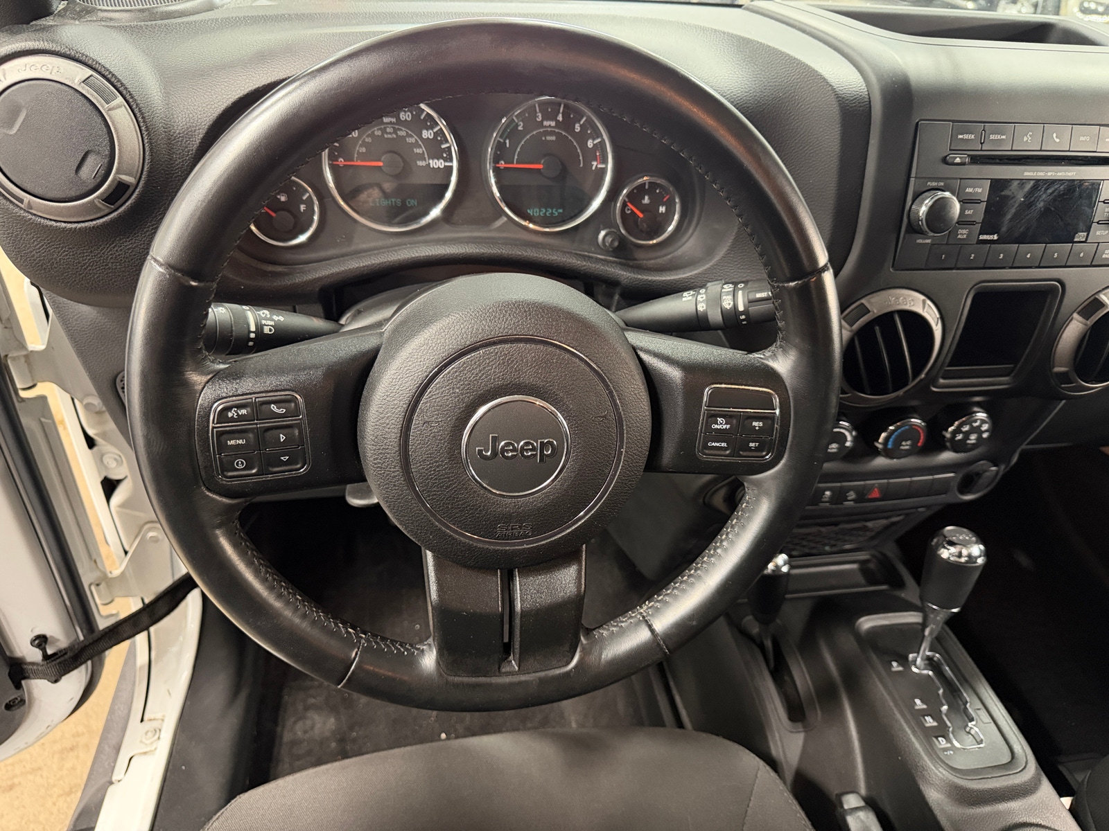 Thumbnail: 2017 Jeep Wrangler - 5