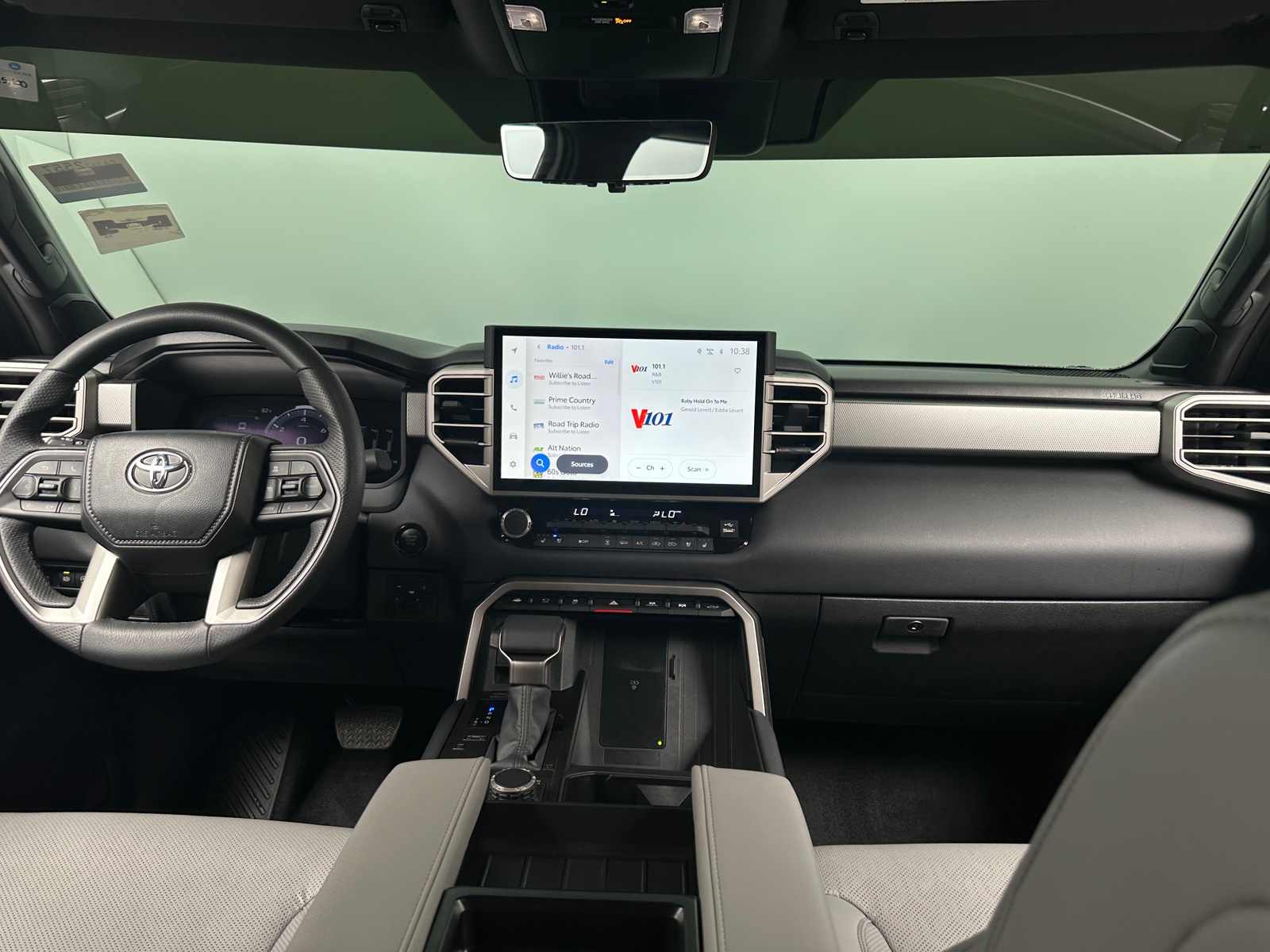 Thumbnail: 2025 Toyota Tundra - 3