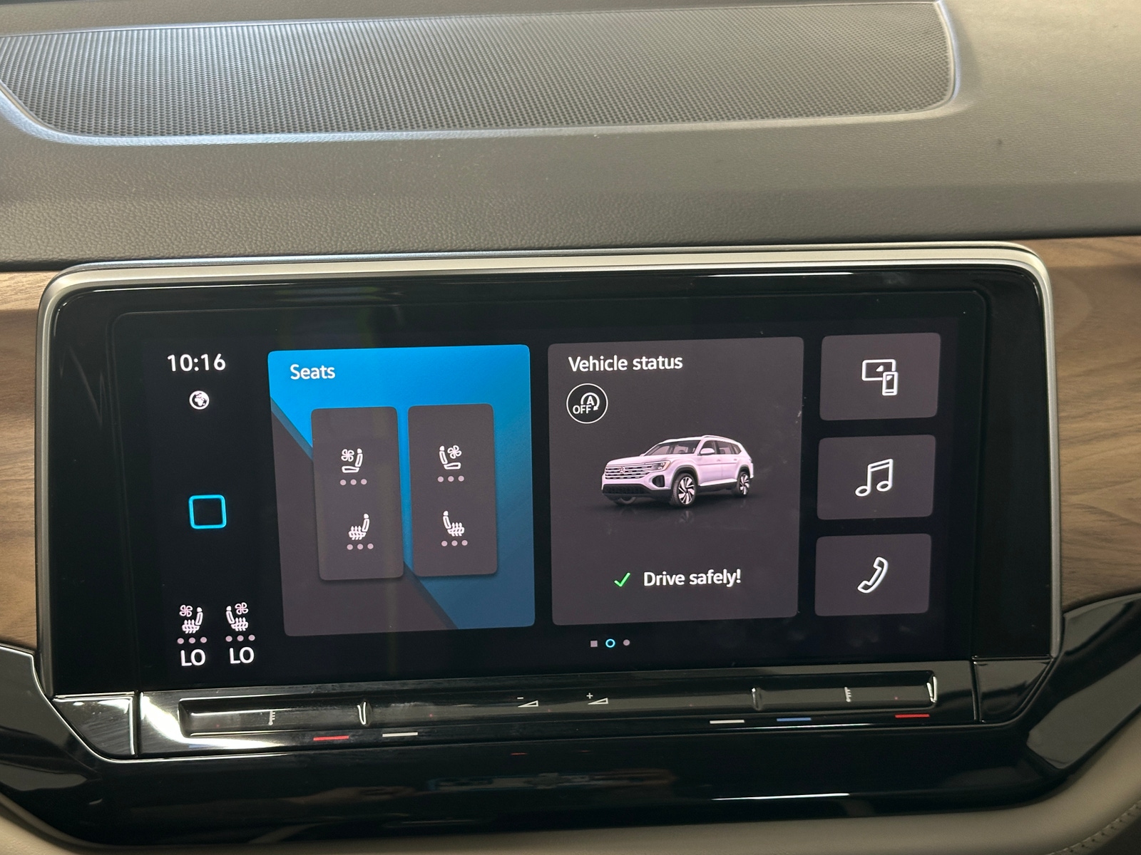 Thumbnail: 2026 Volkswagen Atlas - 3