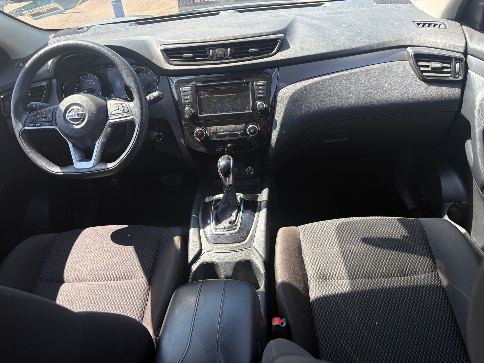 Thumbnail: 2021 Nissan Rogue Sport - 3