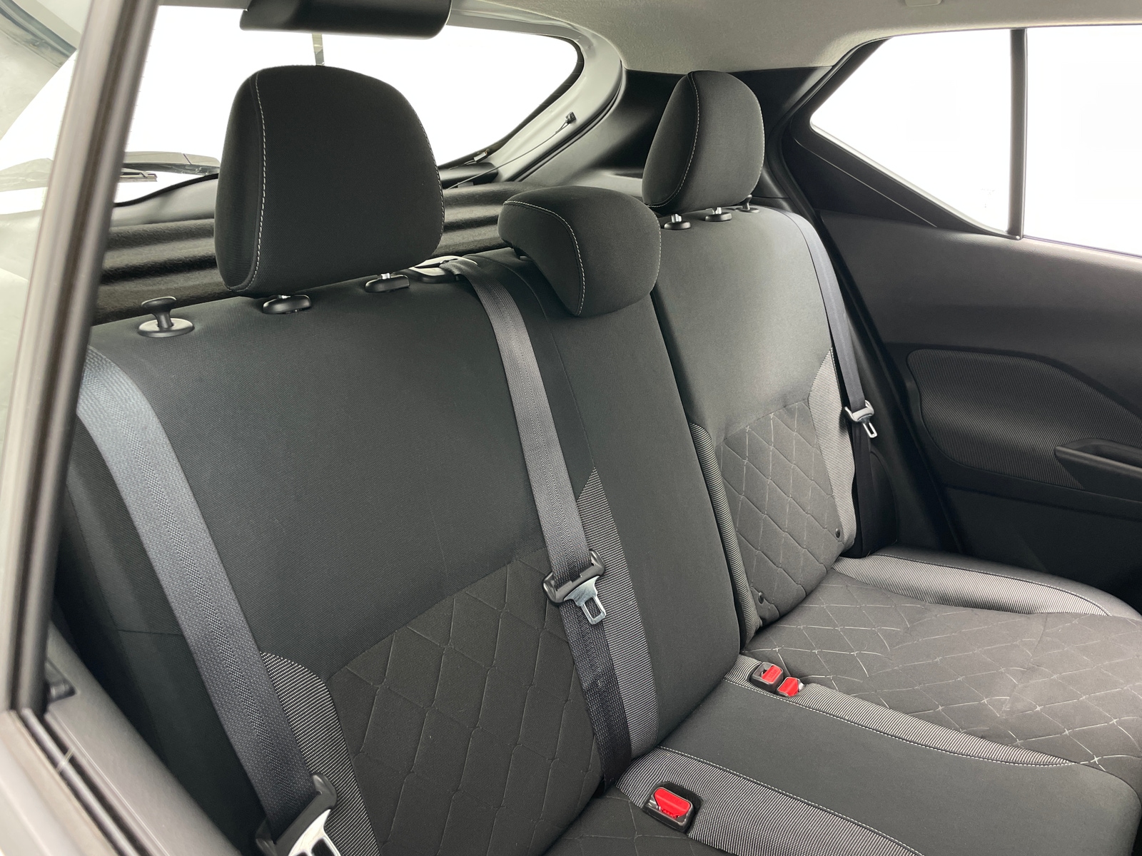 Thumbnail: 2019 Nissan Kicks - 6