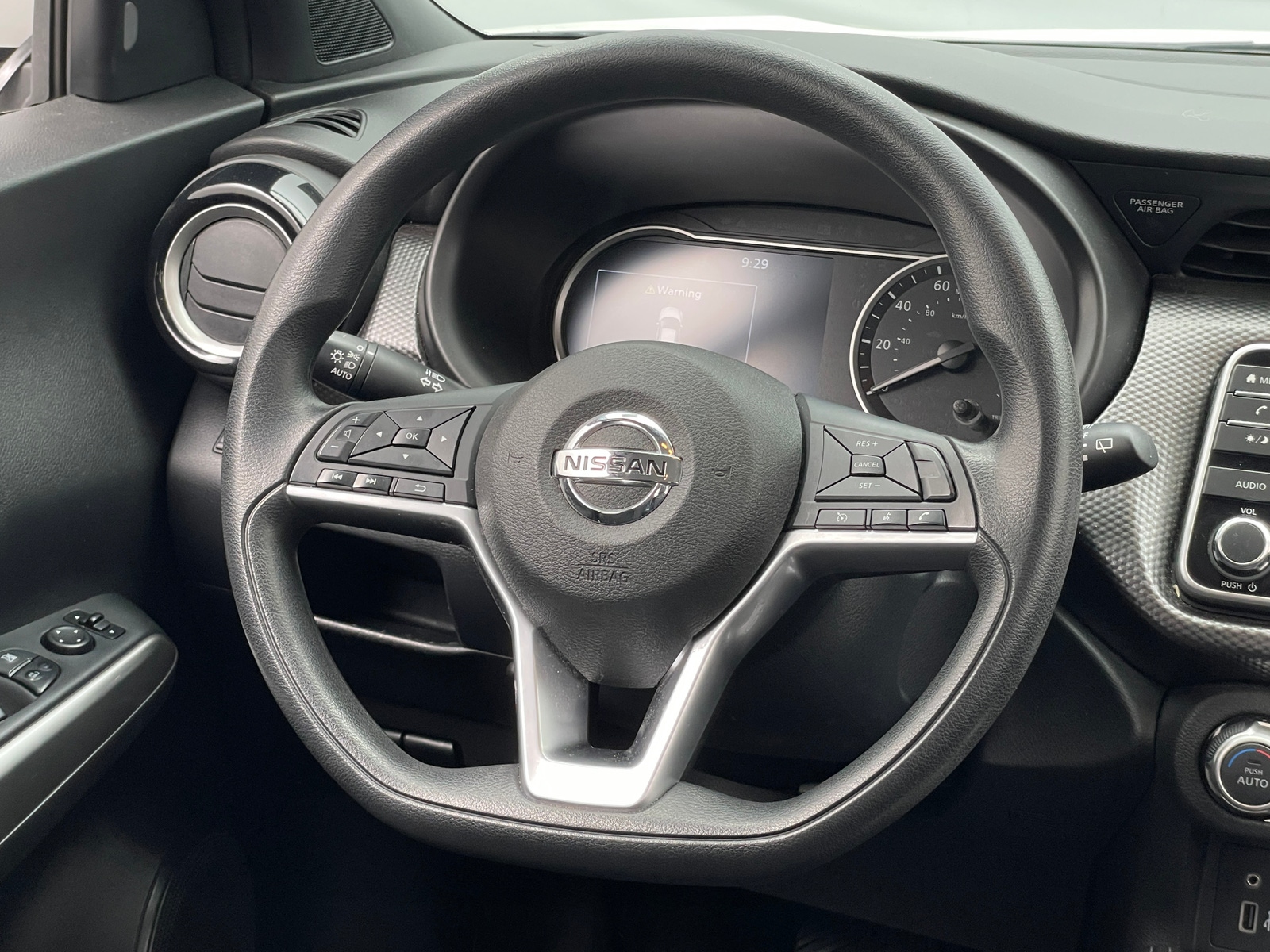 Thumbnail: 2019 Nissan Kicks - 5