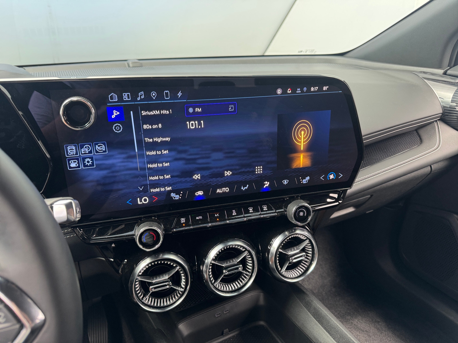 Thumbnail: 2024 Chevrolet Blazer EV - 3