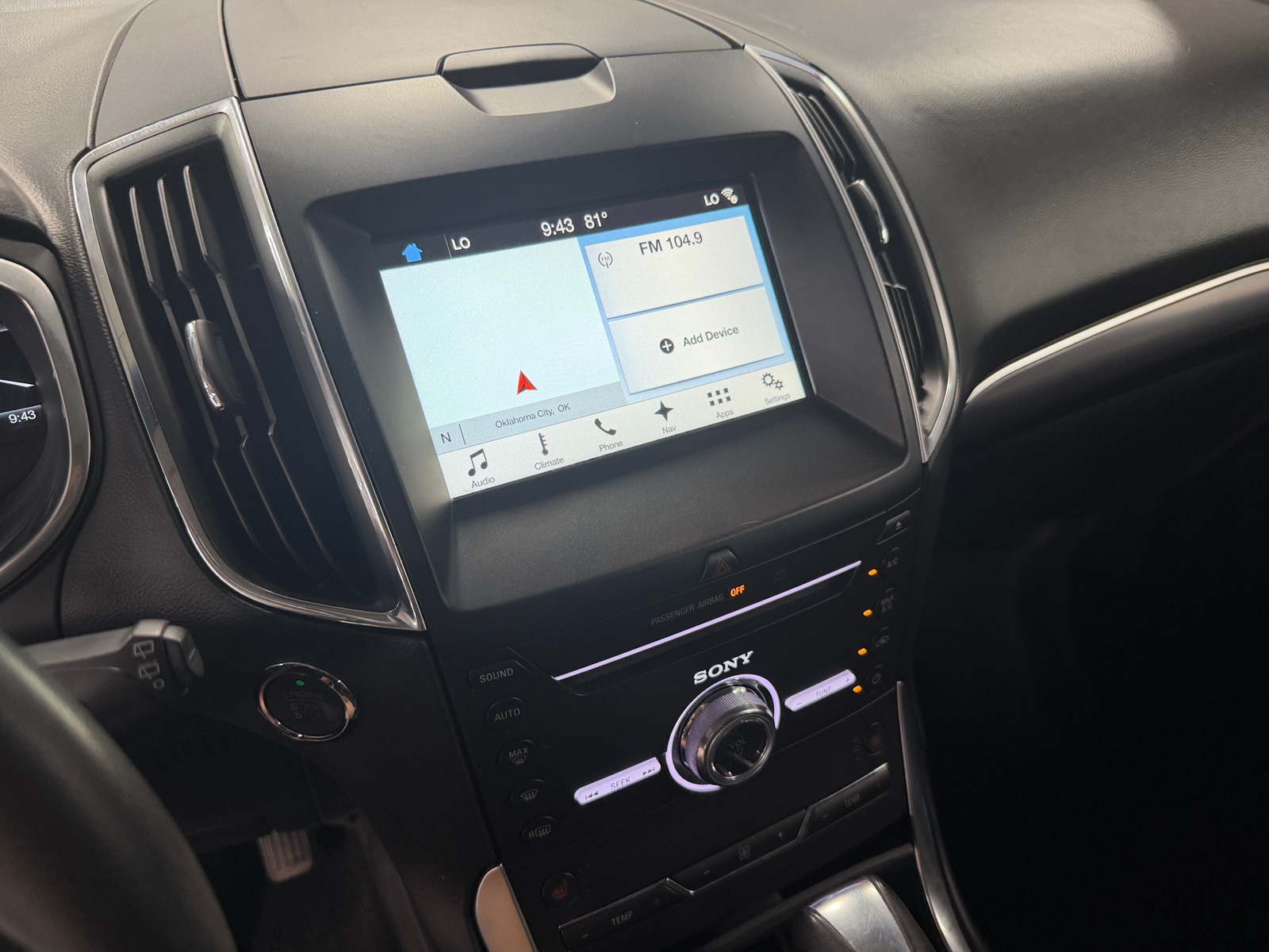 Thumbnail: 2017 Ford Edge - 3