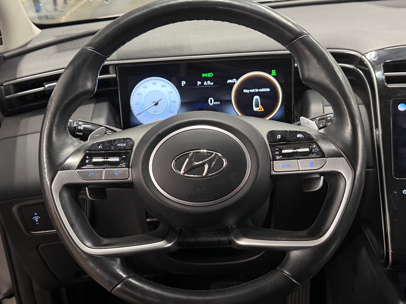 Thumbnail: 2022 Hyundai Tucson - 4