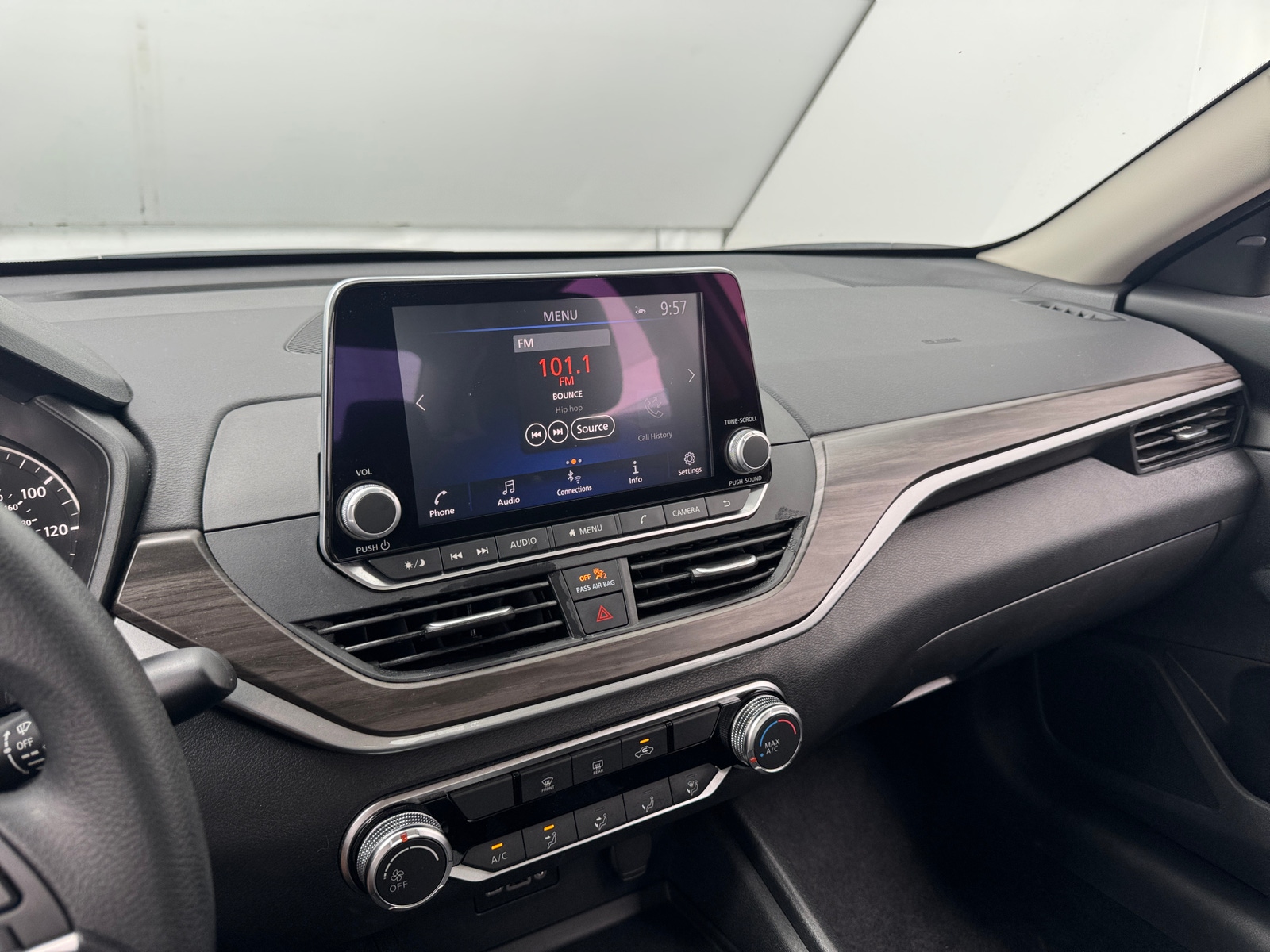 Thumbnail: 2025 Nissan Altima - 4