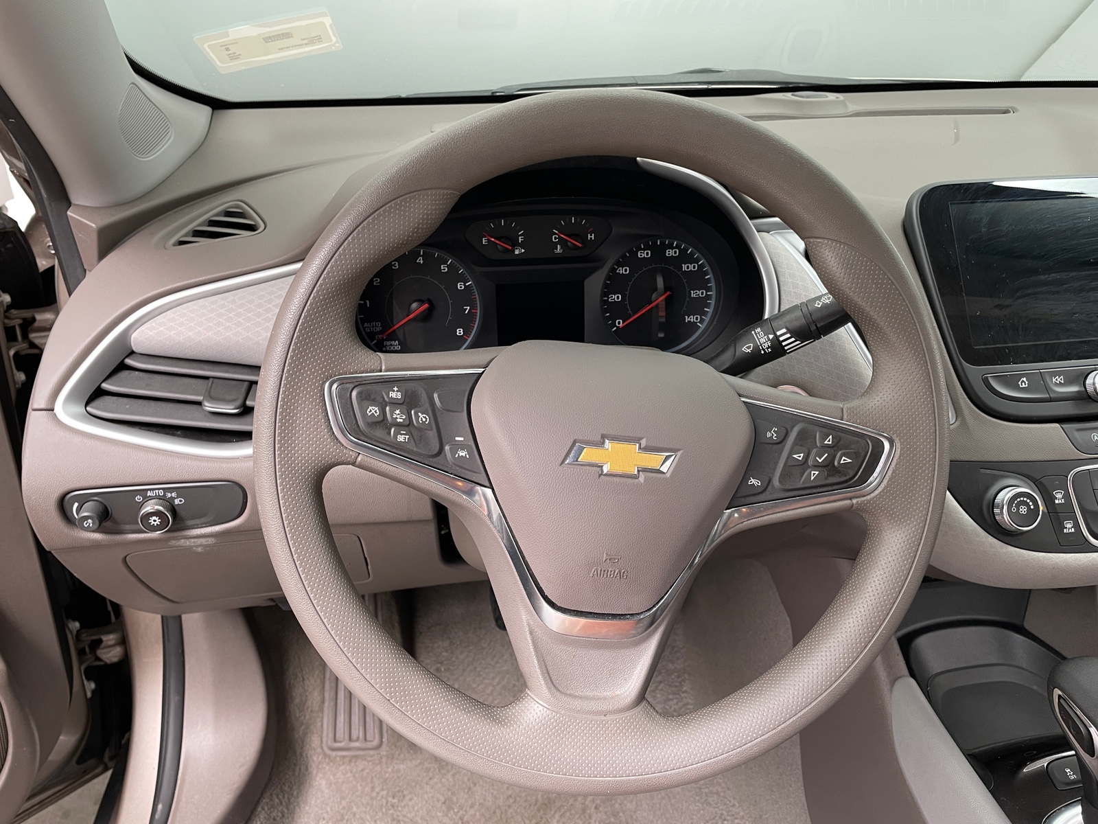 Thumbnail: 2023 Chevrolet Malibu - 5