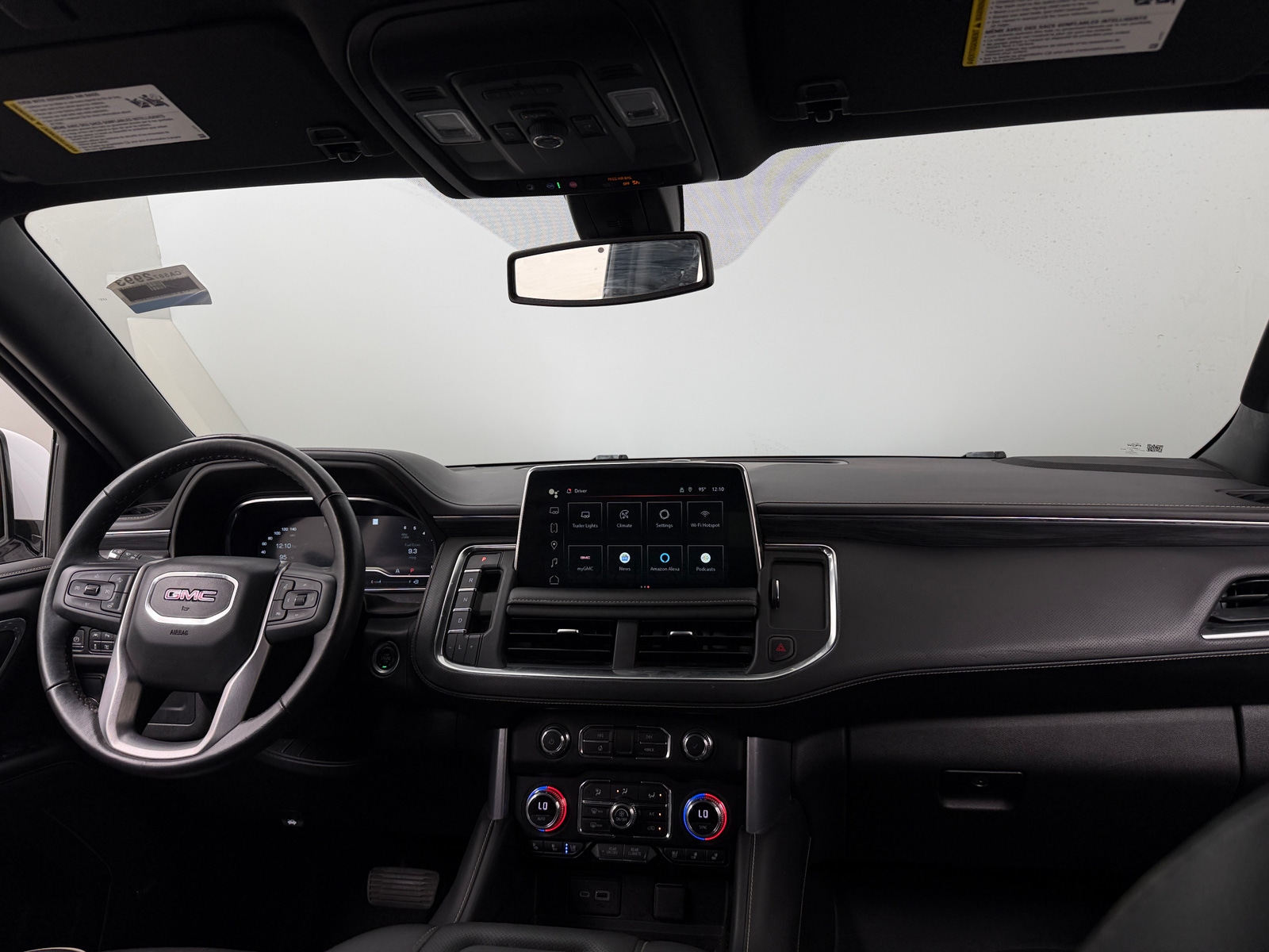 Thumbnail: 2022 GMC Yukon XL - 2