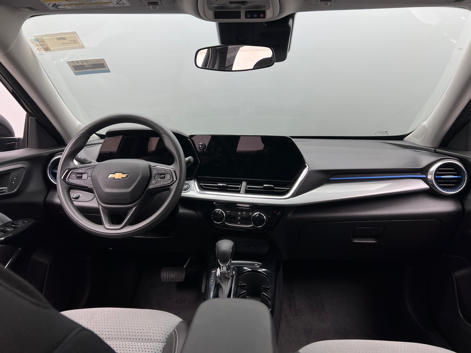 Thumbnail: 2025 Chevrolet Trax - 2